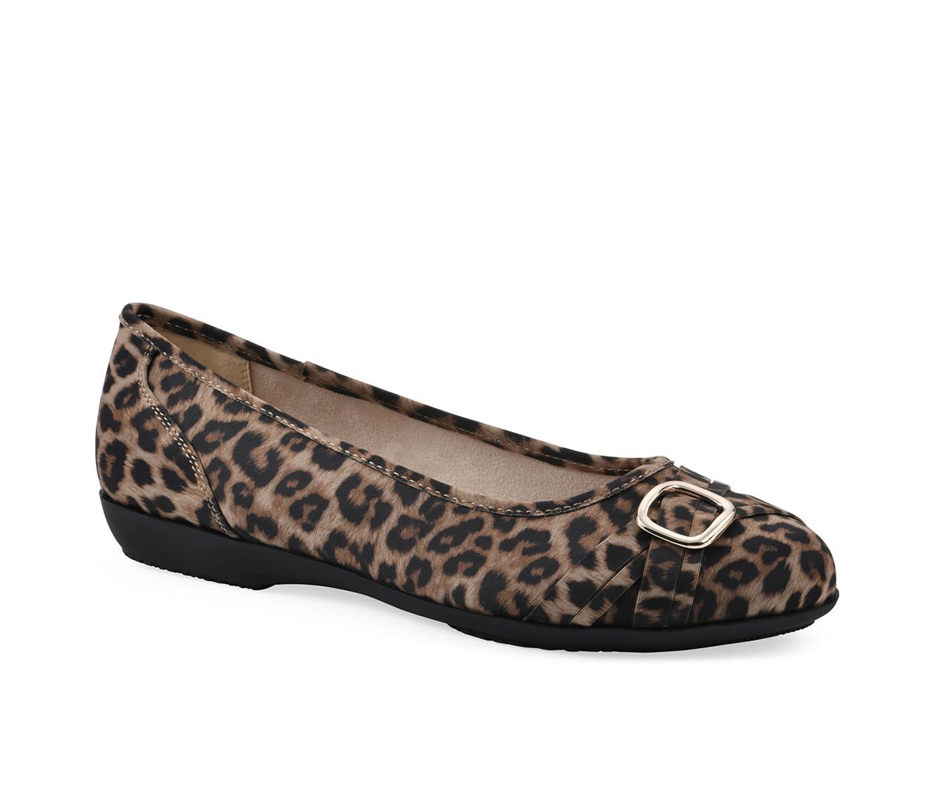 Women's Cliffs by White Mountain Calming Flats