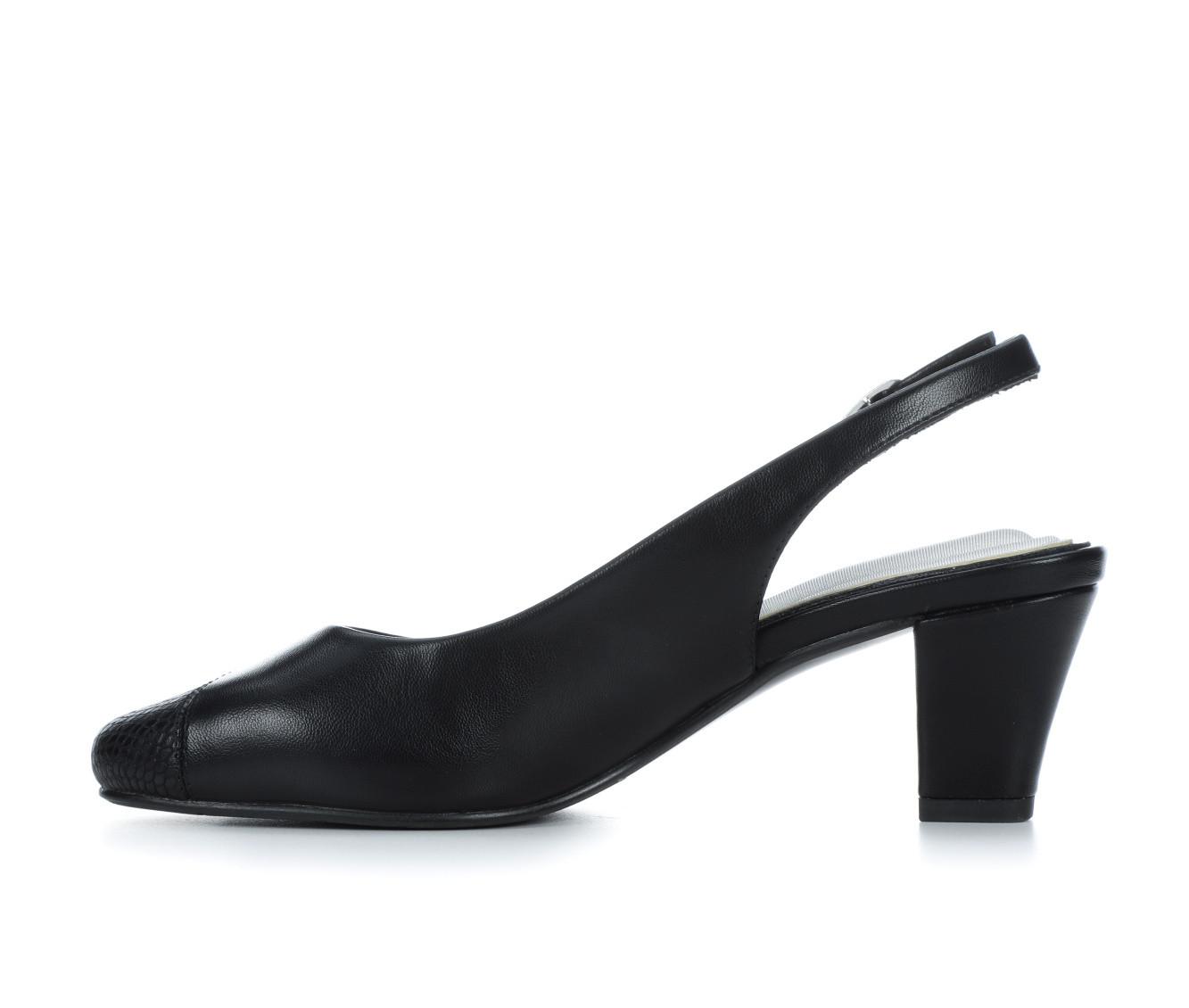 Women's Easy Street Believe Pumps
