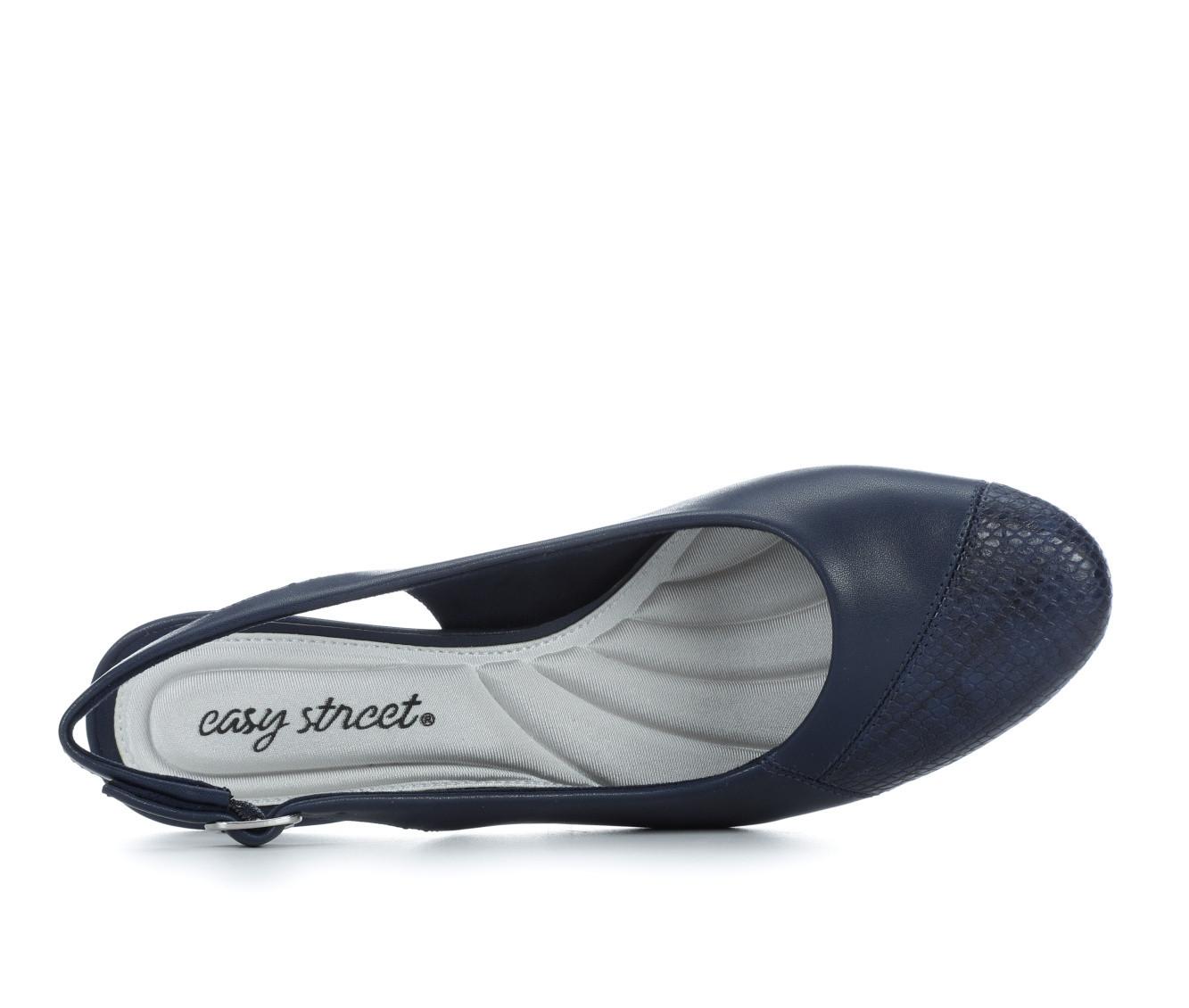 Women's Easy Street Believe Pumps