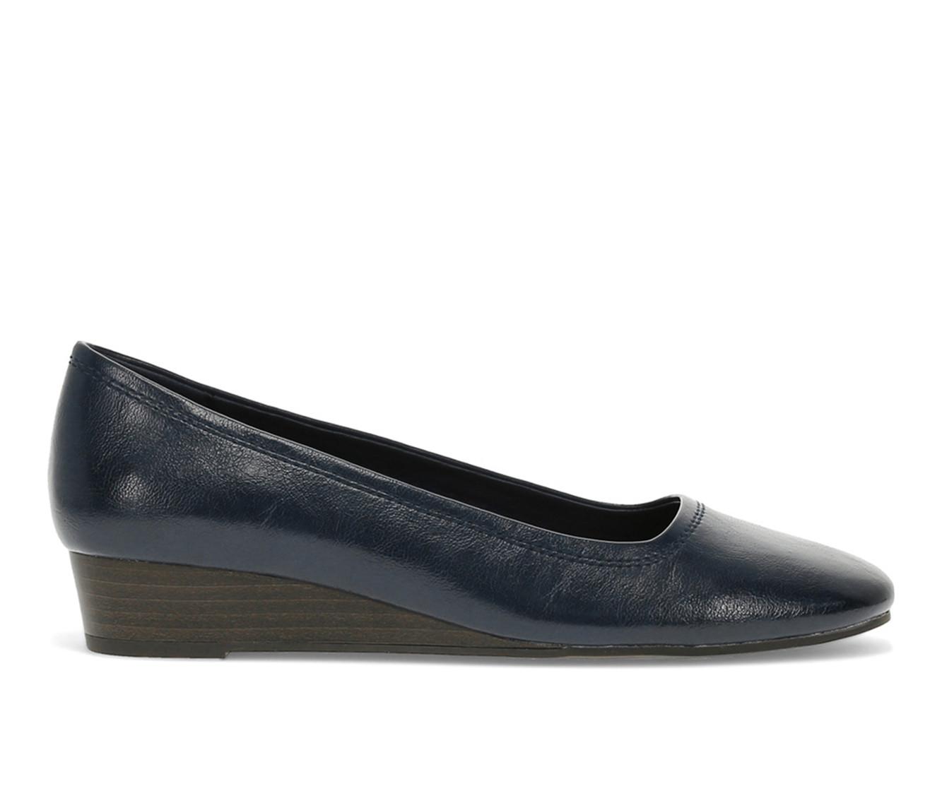 Women's Baretraps Covette Casual Flats