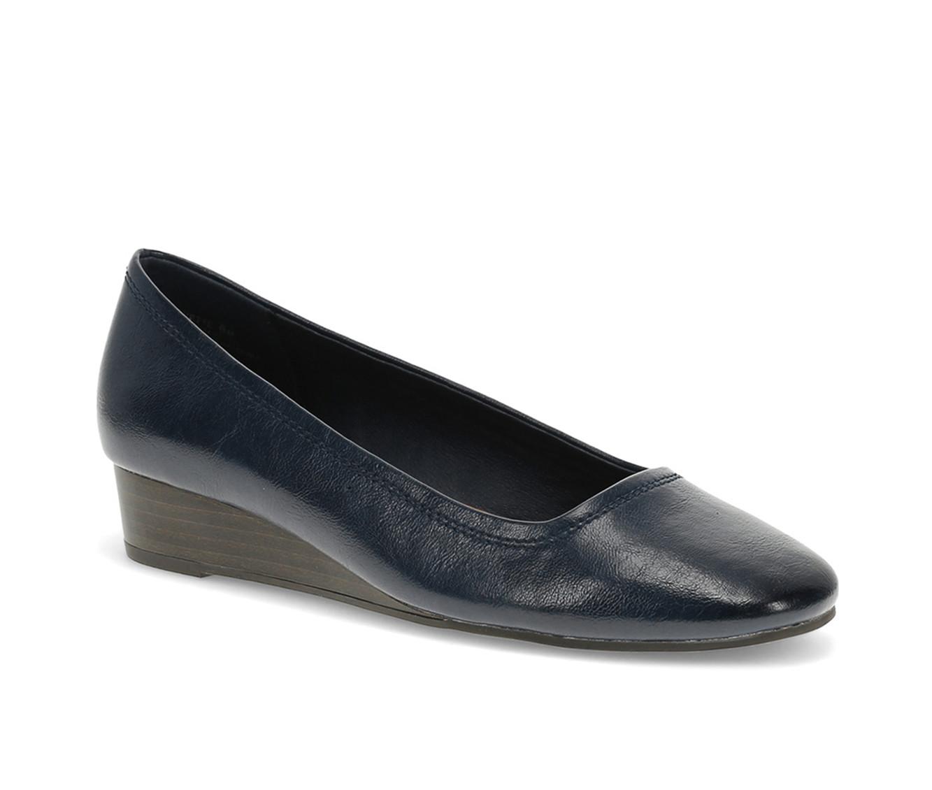 Women's Baretraps Covette Casual Flats