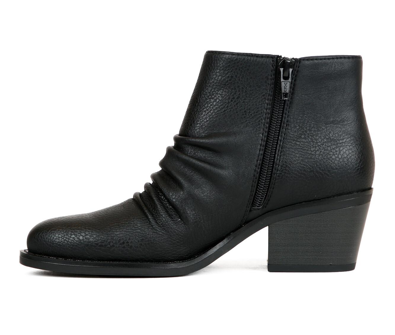 Women's Baretraps Linnea Booties