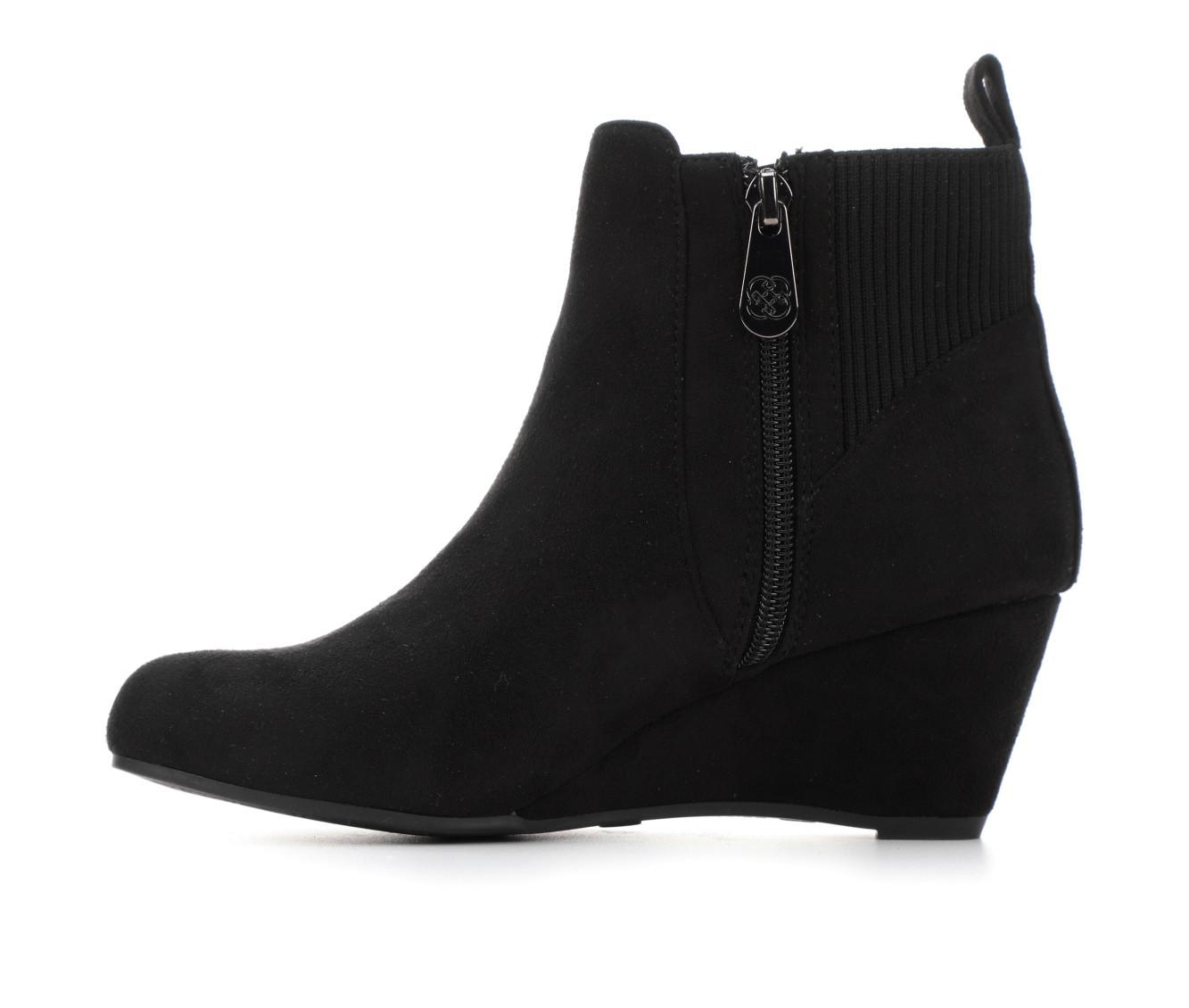 Women's Daisy Fuentes Thatford Booties