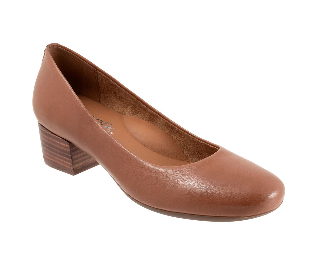 Women's Softwalk Lynn Pumps