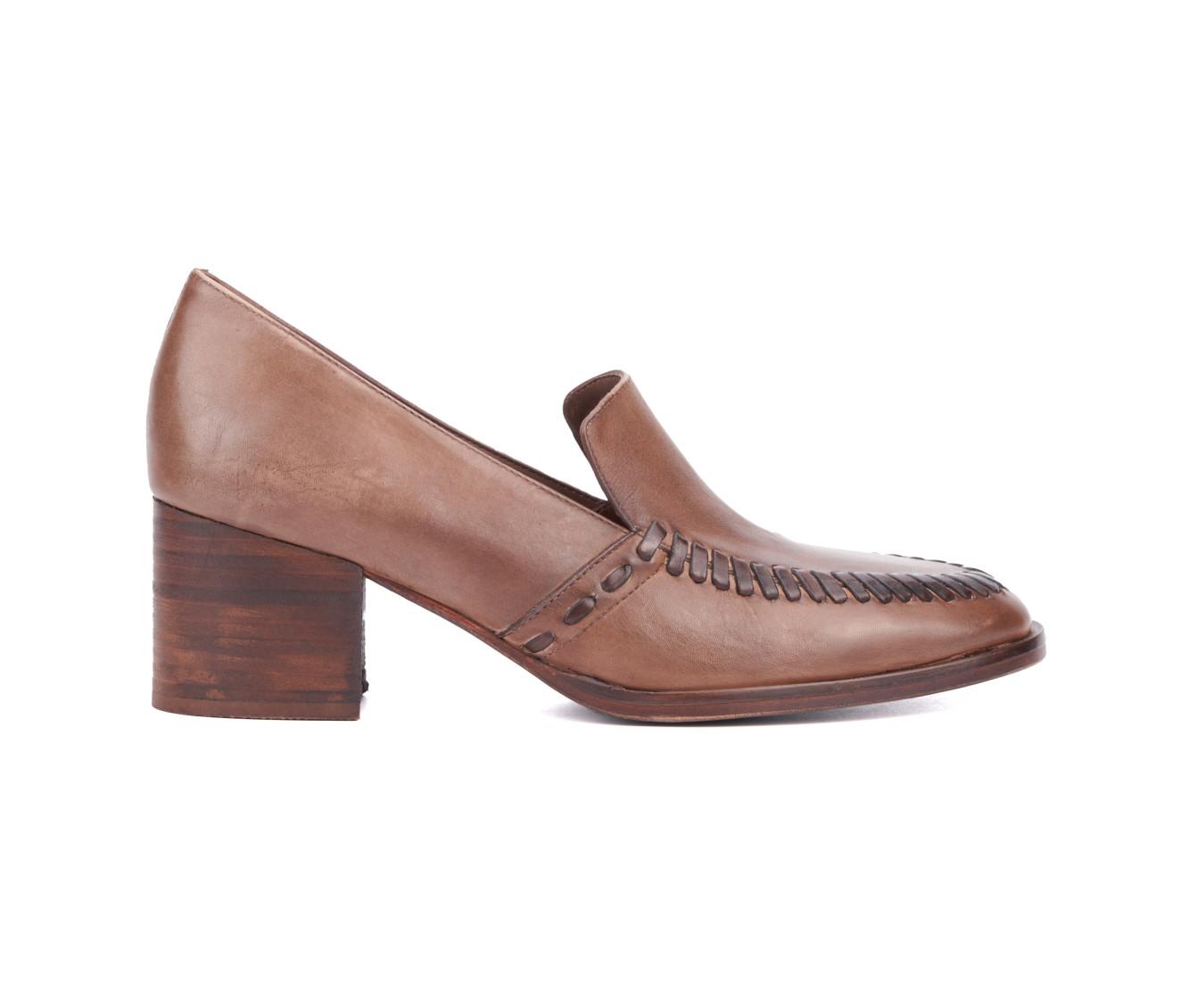 Women's Vintage Foundry Co Elaine Loafer Pumps