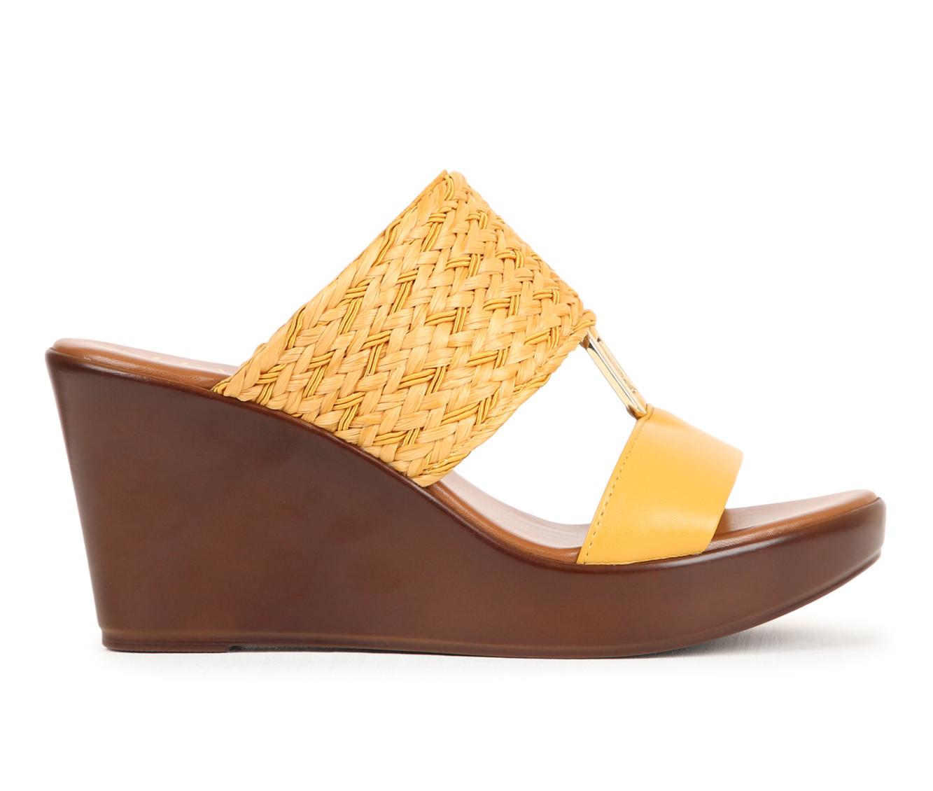 Women's Italian Shoemakers Dessy Wedges