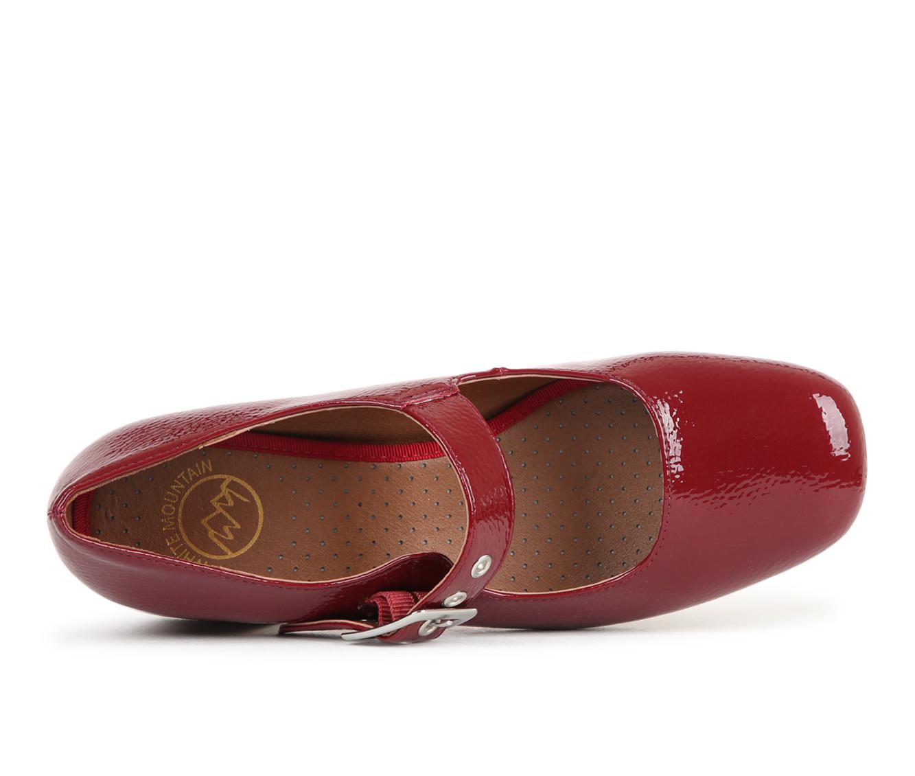 Women's White Mountain Lasso Mary Jane Pumps
