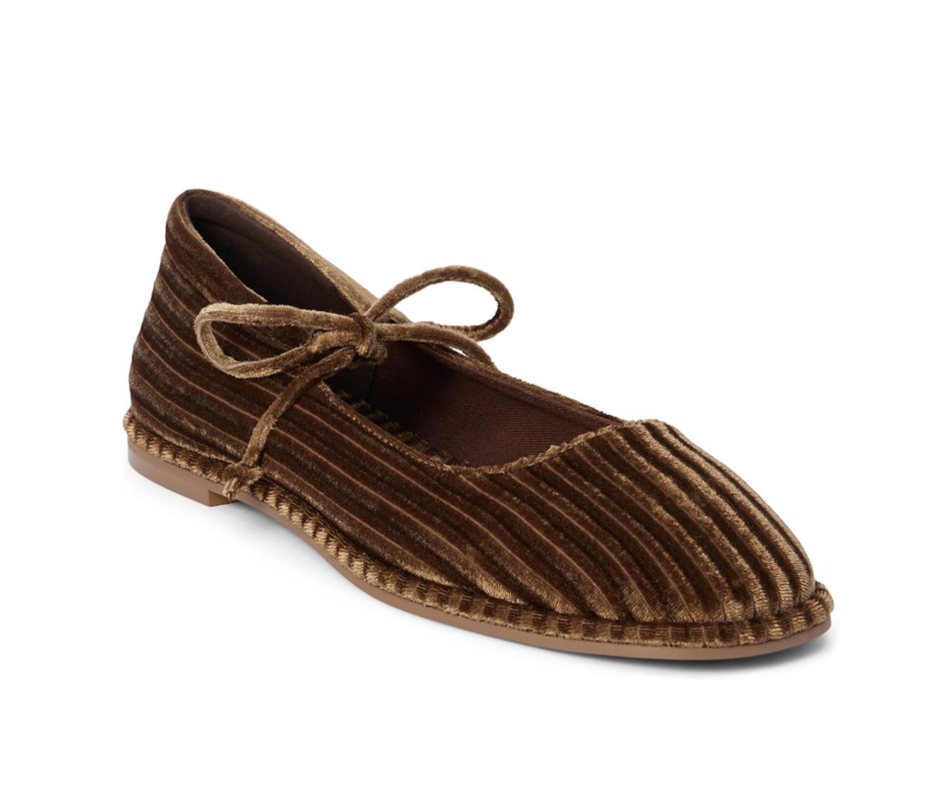 Women's Coconuts by Matisse Gerry Flats
