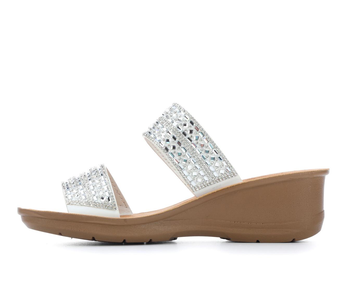 Daisy Fuentes Ior Wedges