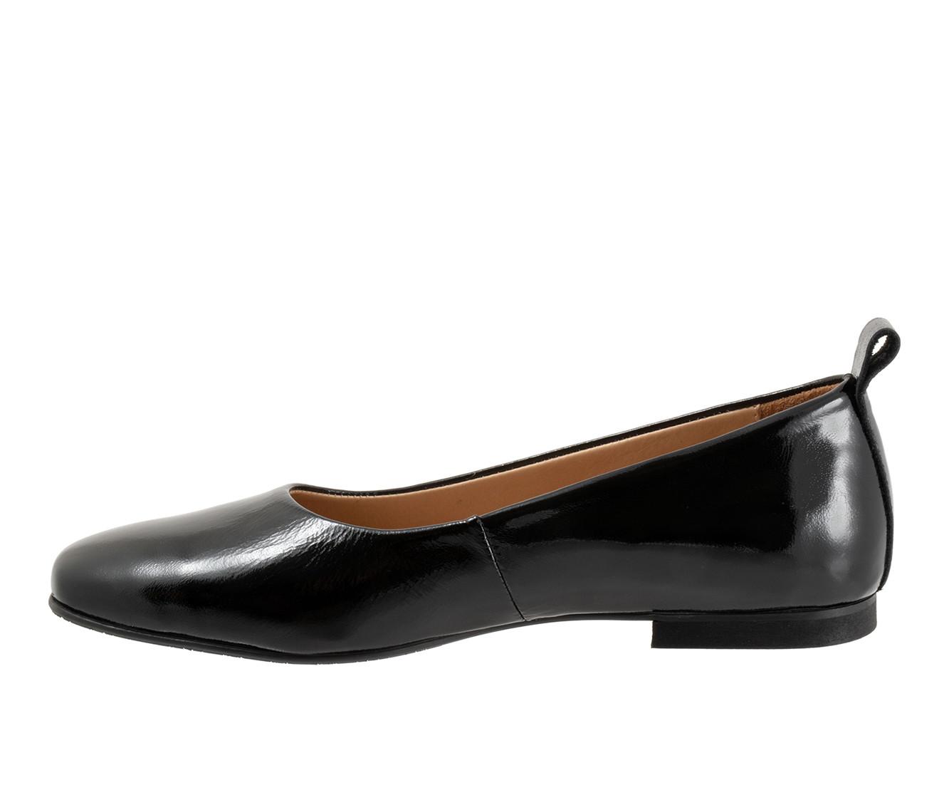 Women's Bueno Elizabeth Flats
