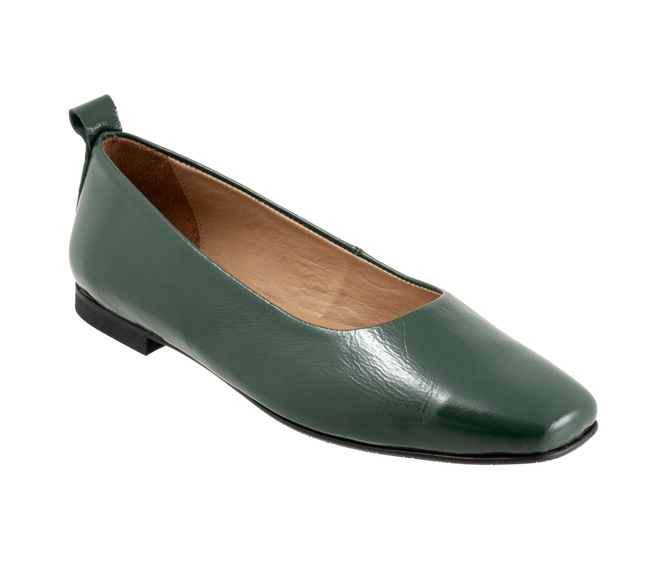 Women's Bueno Elizabeth Flats