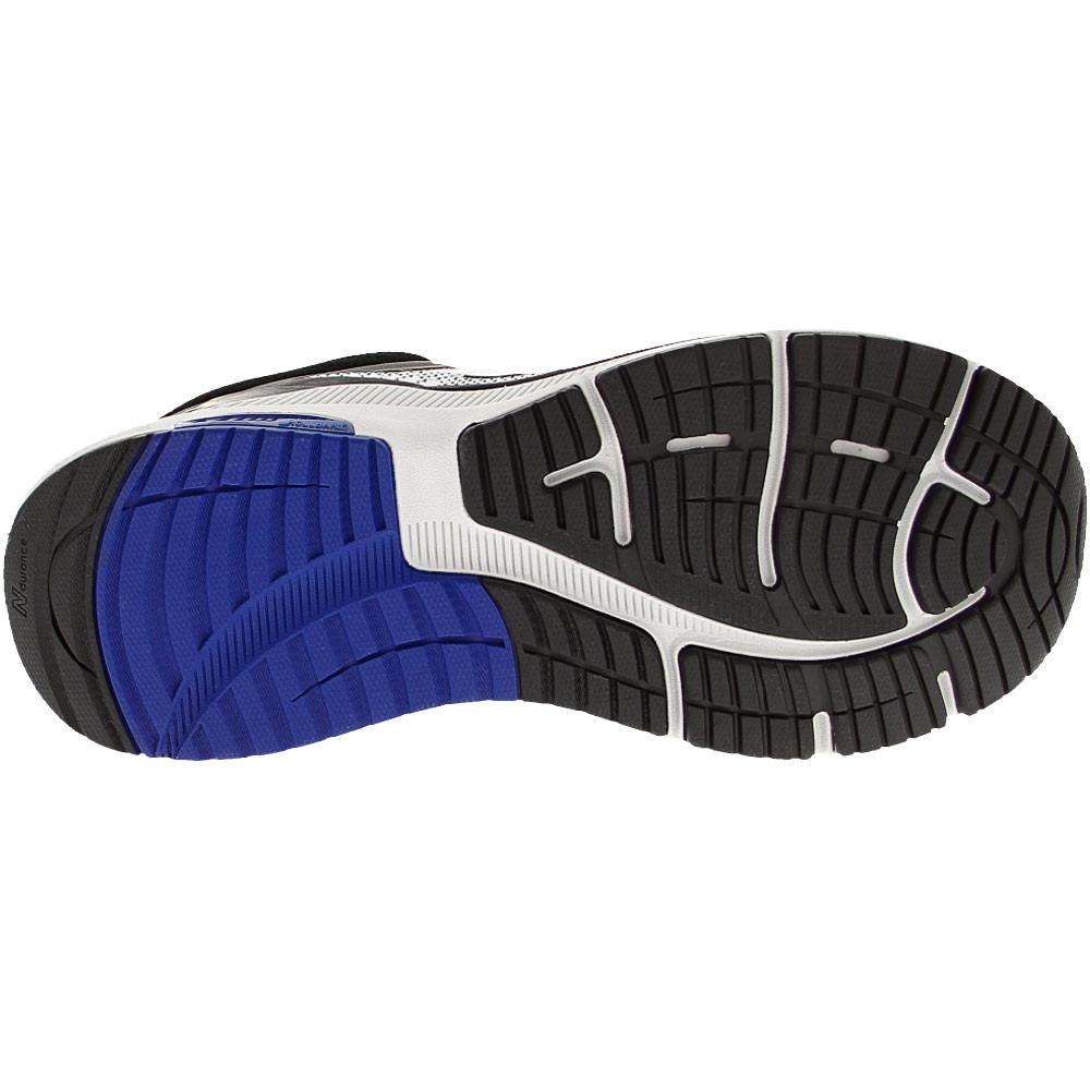 New Balance 847 Walking Shoes