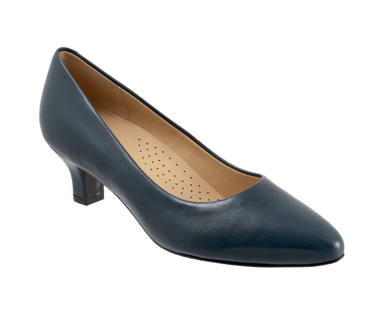 Women's Trotters Kate Pumps