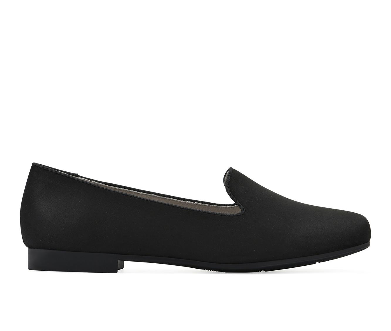 Women's Cliffs by White Mountain Bessey Flats