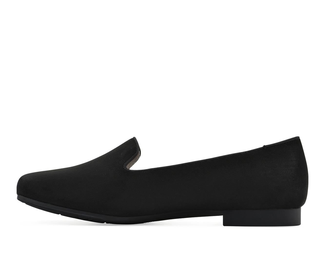 Women's Cliffs by White Mountain Bessey Flats