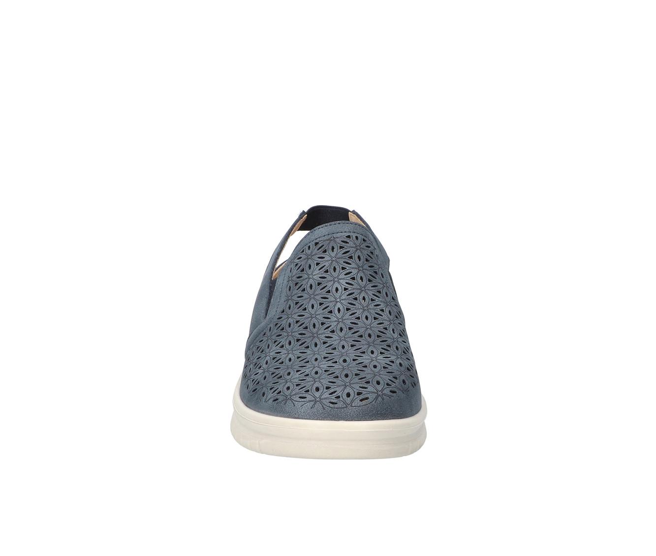 Women's Easy Street Petal Sneakers