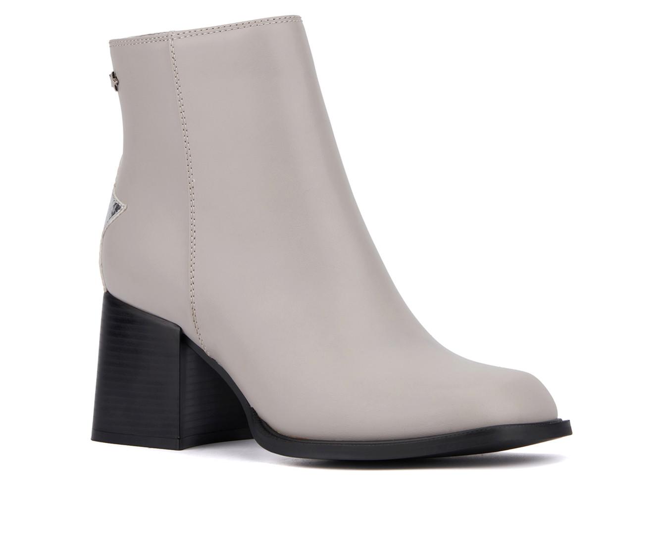 Women's Olivia Miller Star Booties