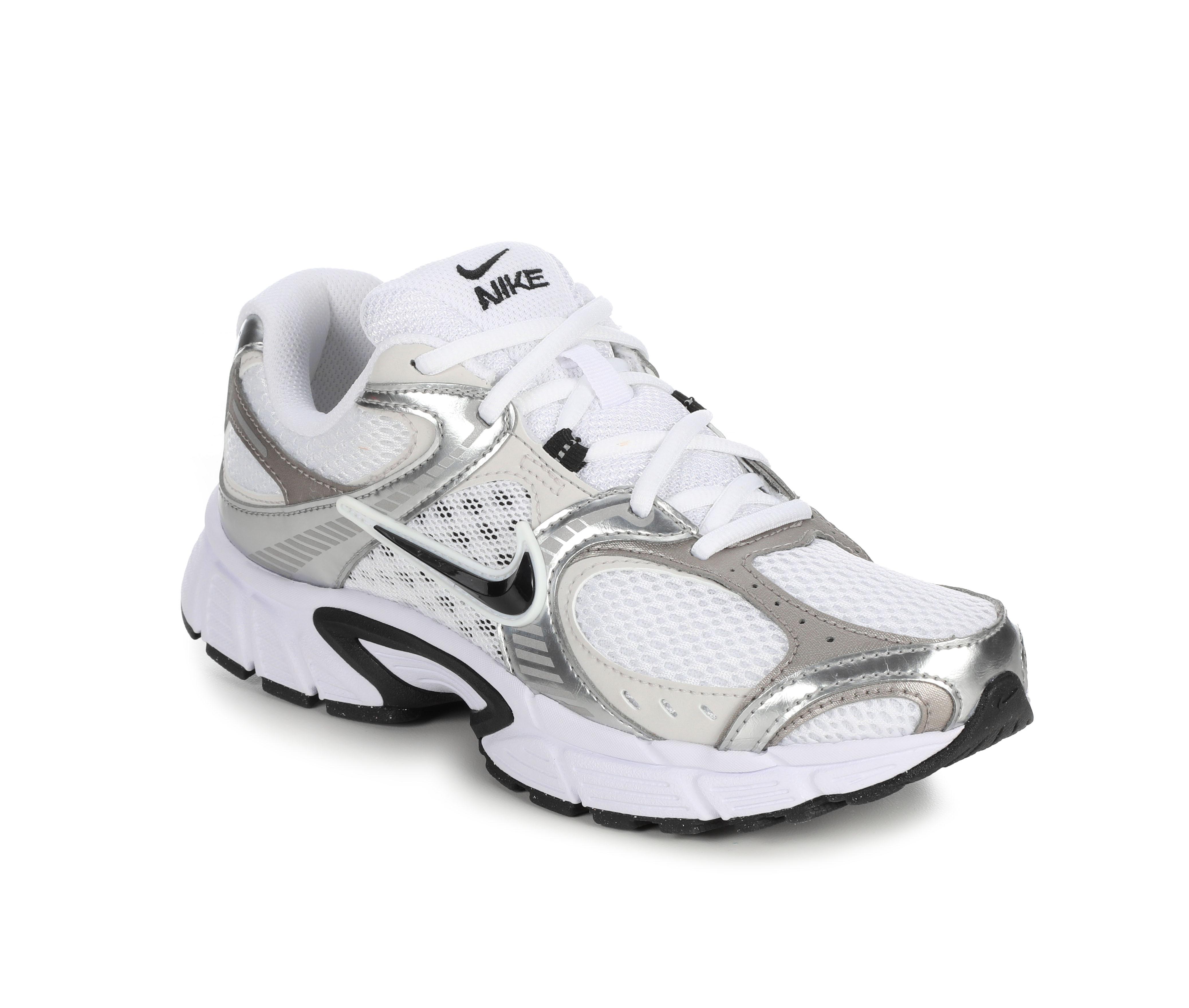 Women's Nike V5 Runner Sneakers