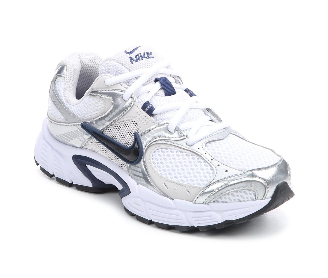 Women's Nike V5 RNR Sneakers