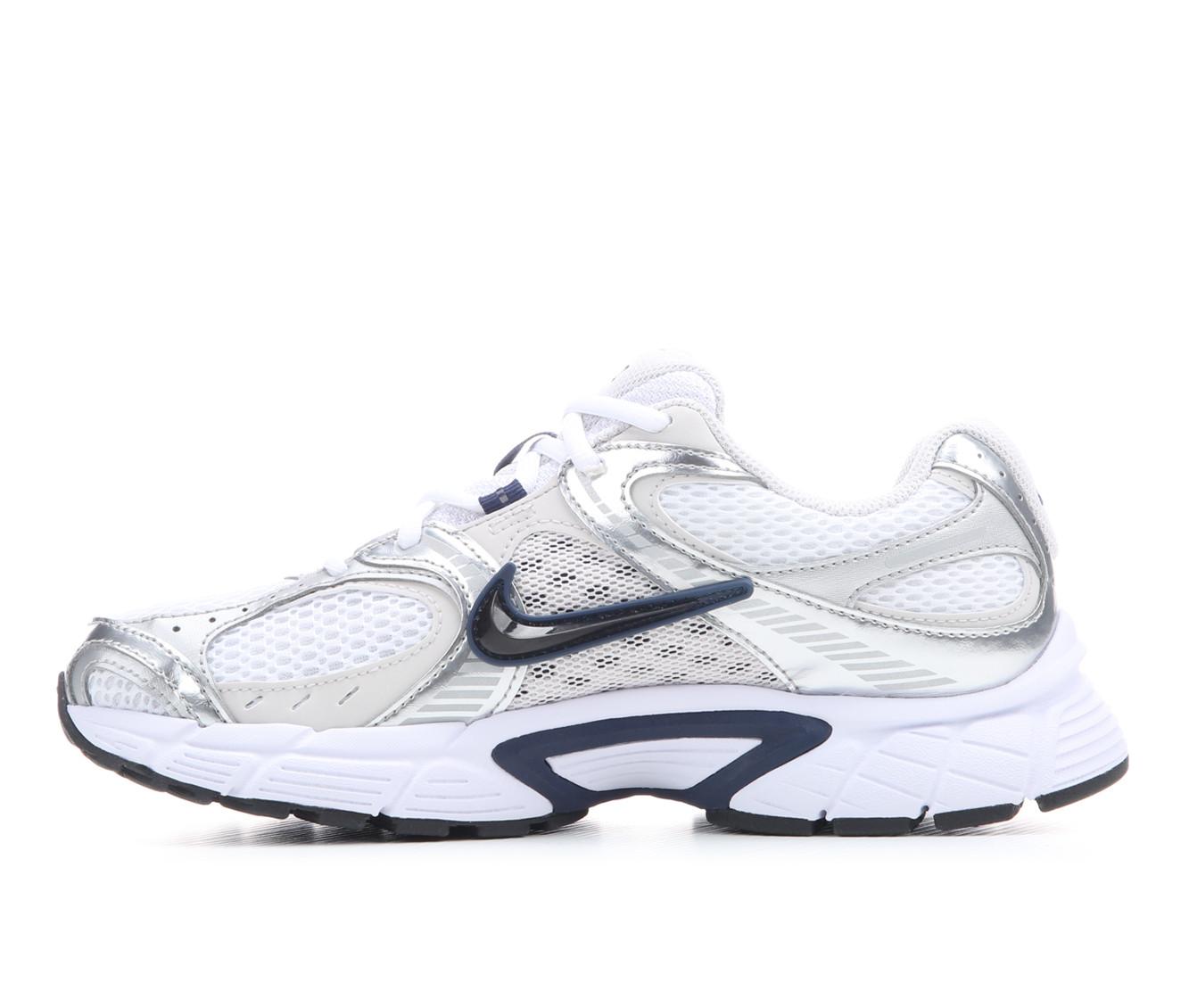 Women's Nike V5 RNR Sneakers