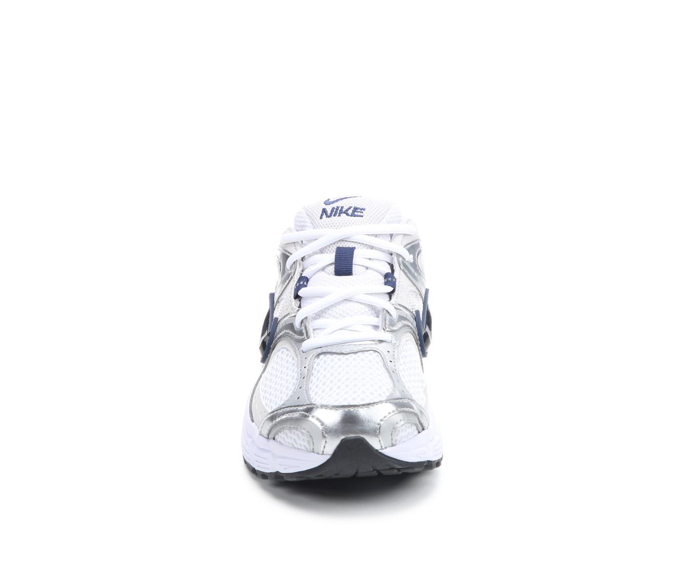 Women's Nike V5 RNR Sneakers