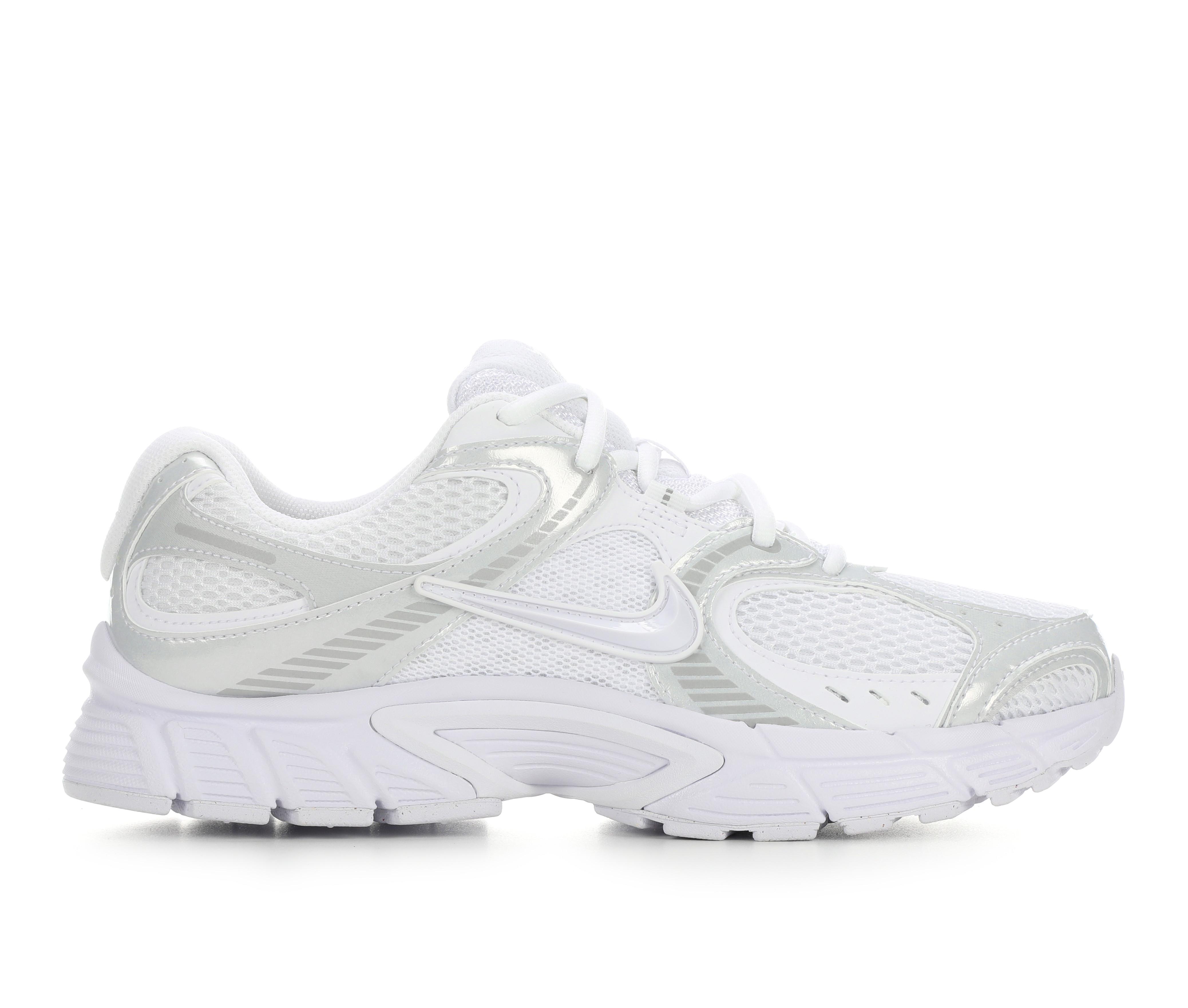 Men's Nike V5 Runner Sneakers