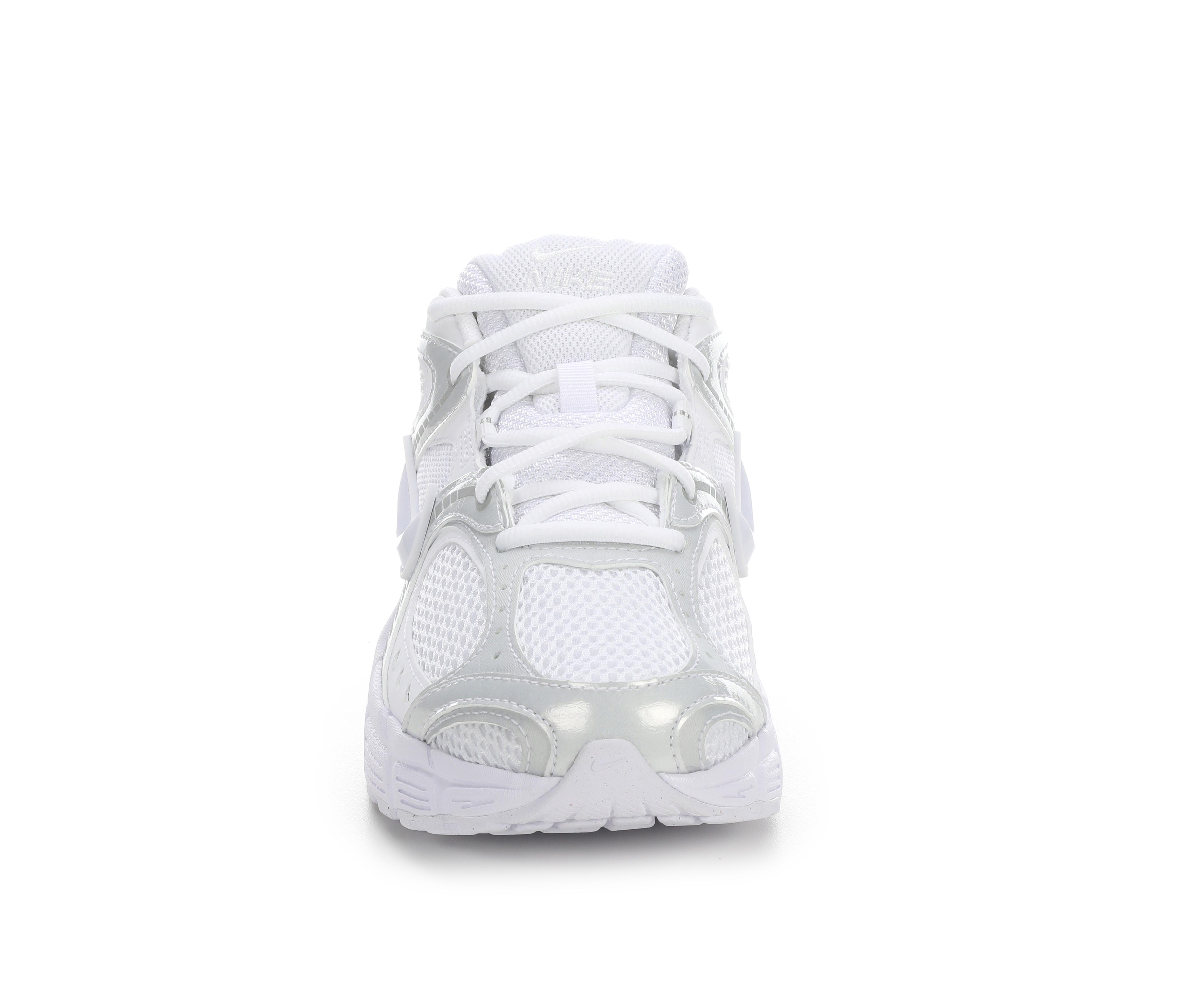 Men's Nike V5 Runner Sneakers