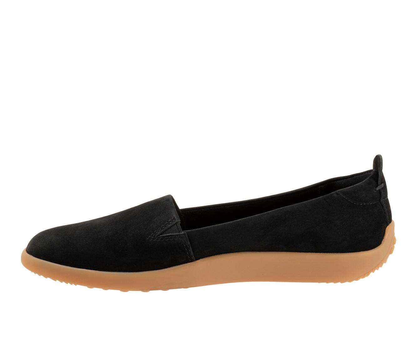 Women's Softwalk Deva Flats