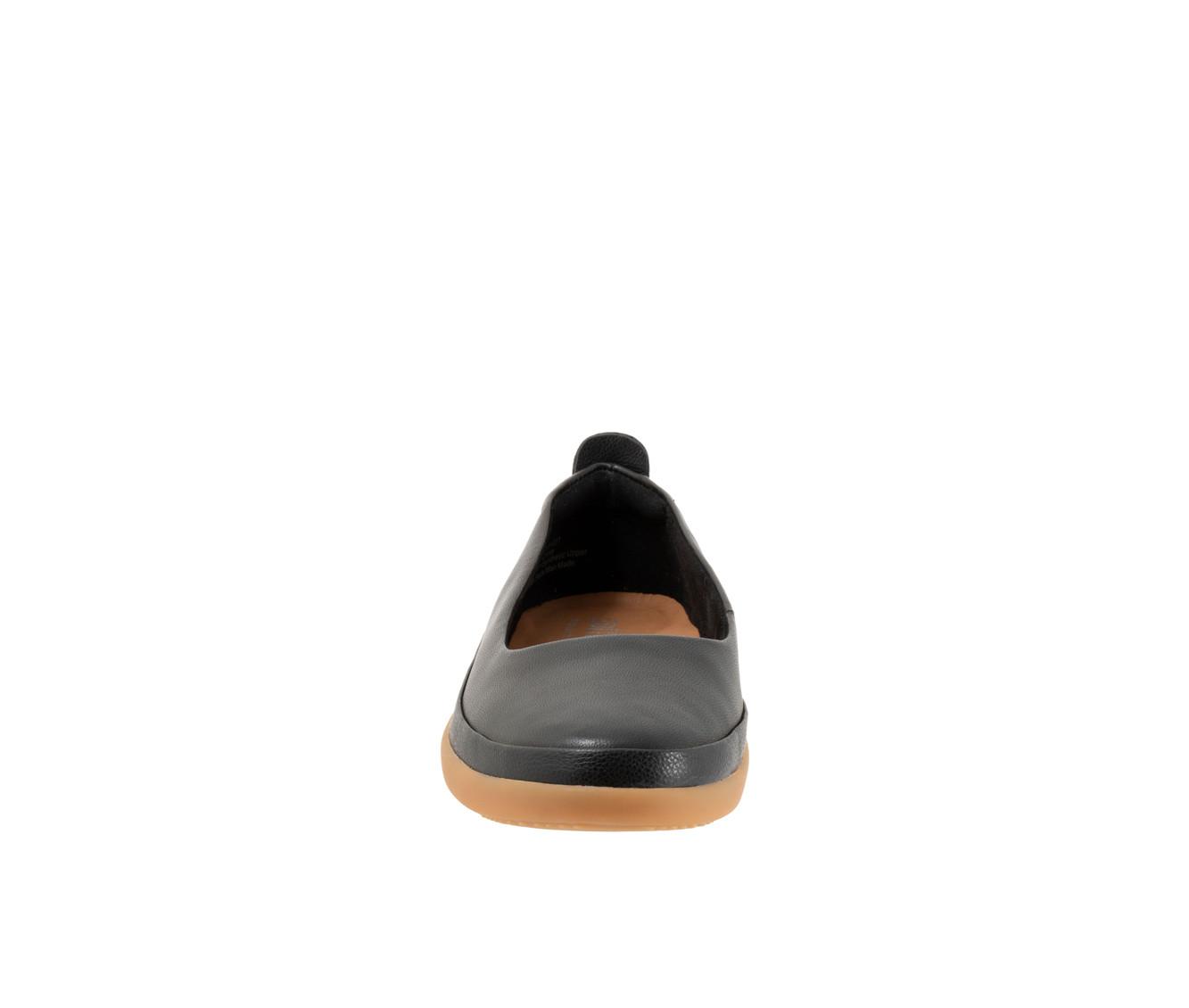 Women's Softwalk Disa Flats