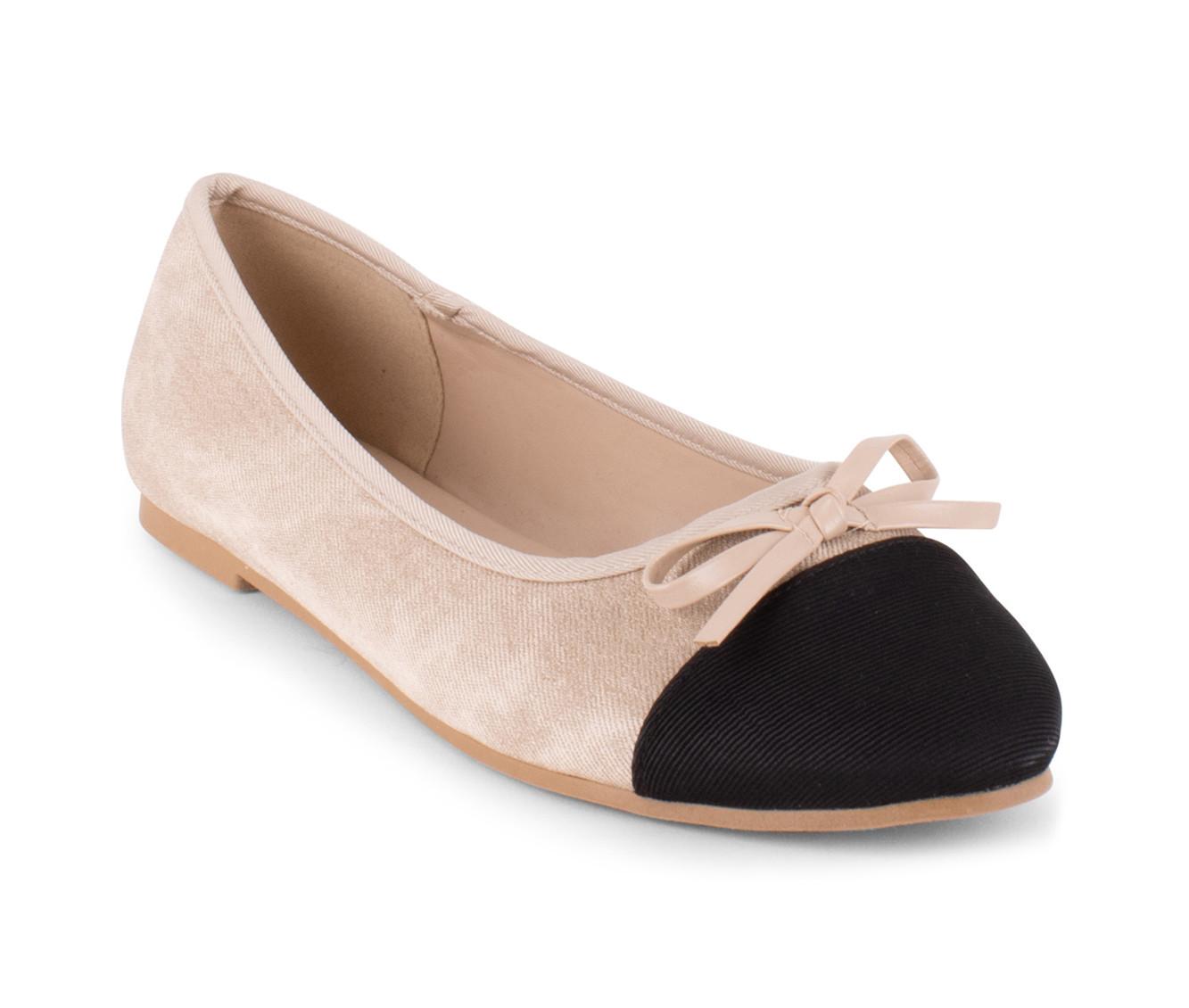 Women's Tahari Geneva Flats