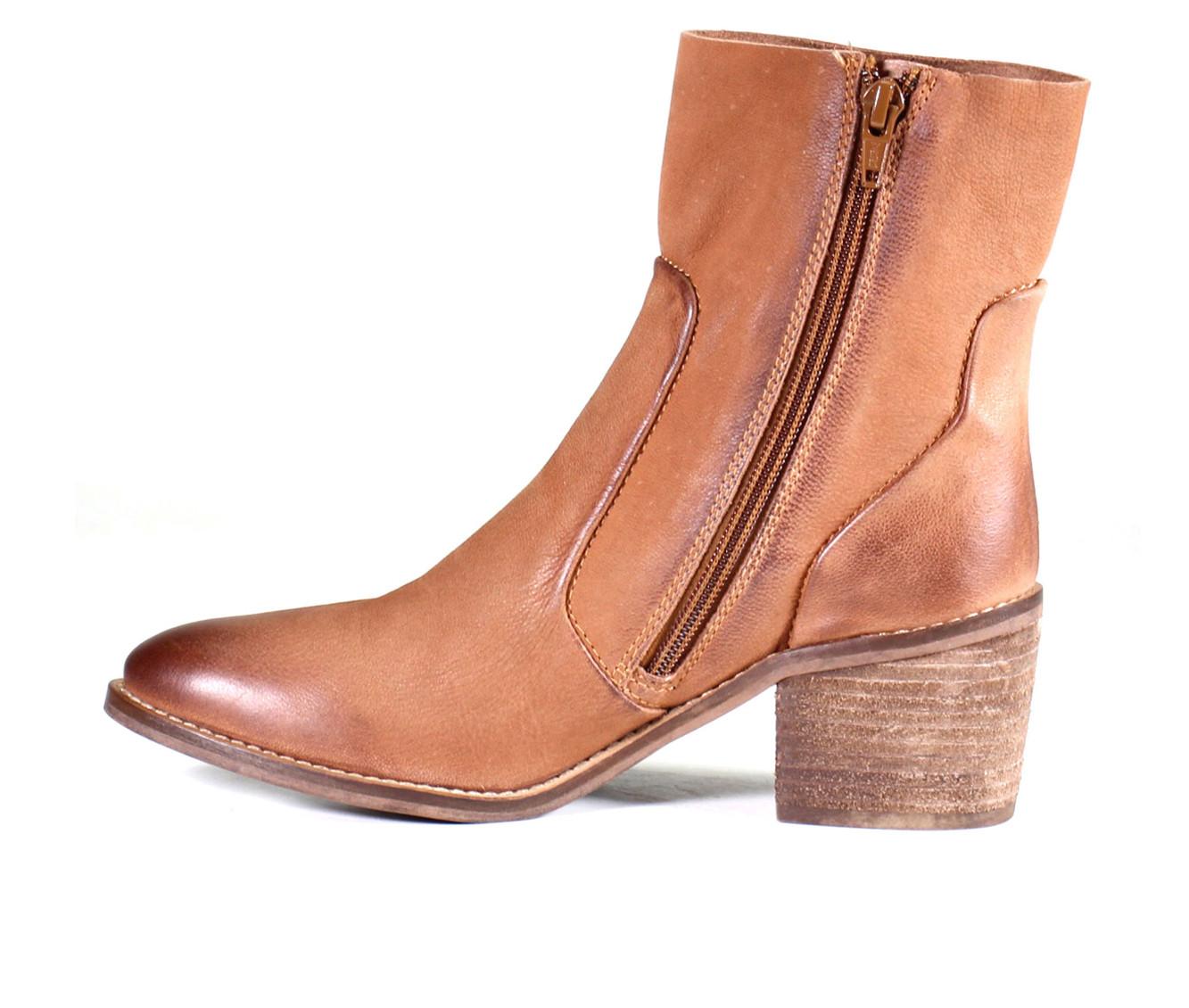 Women's DIBA TRUE Majes Tic Booties