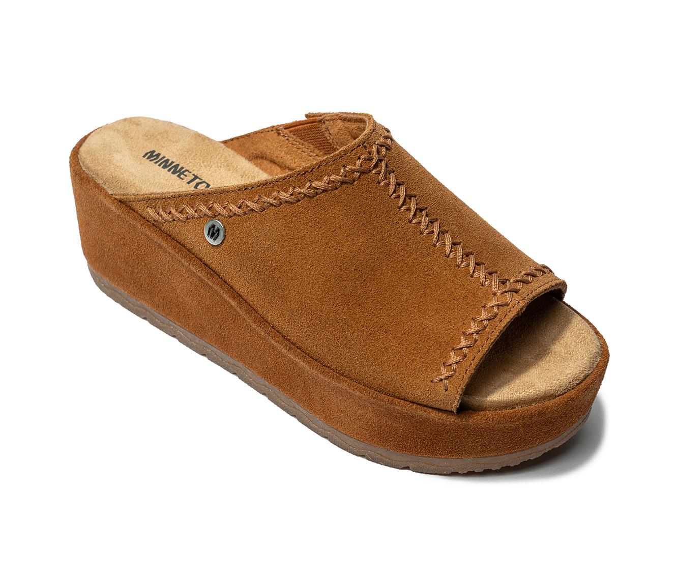 Women's Minnetonka Paislee Wedges