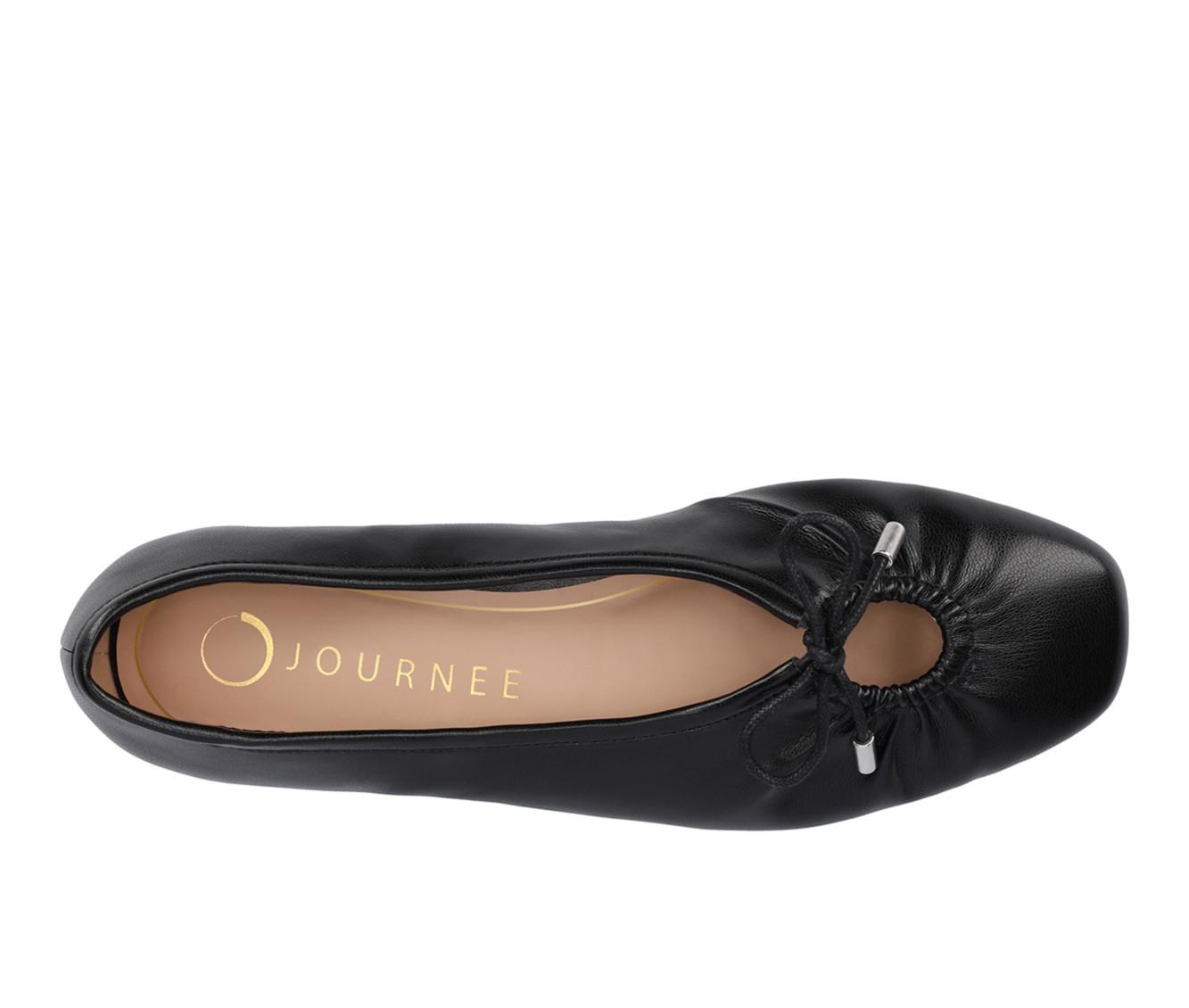 Women's Journee Collection Callee Flats