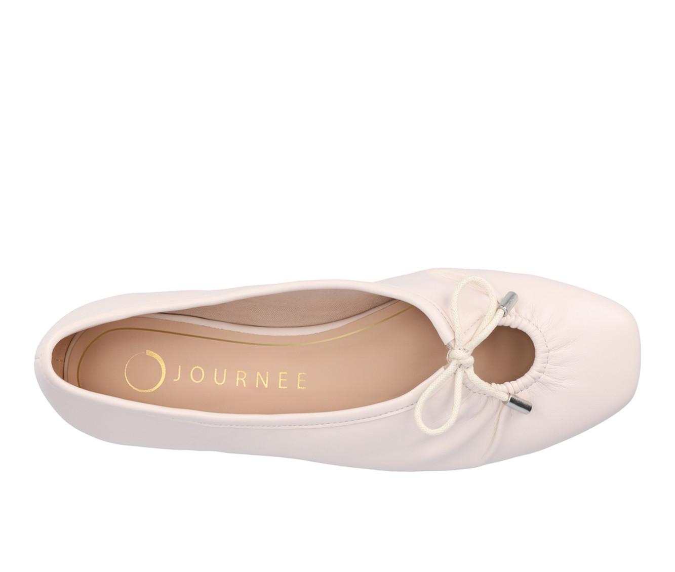 Women's Journee Collection Callee Flats