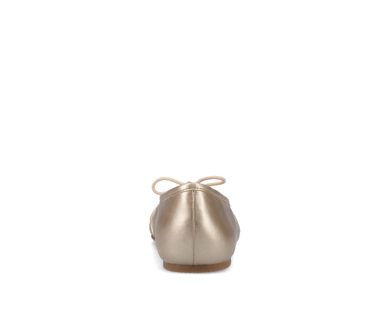 Women's Journee Collection Callee Flats