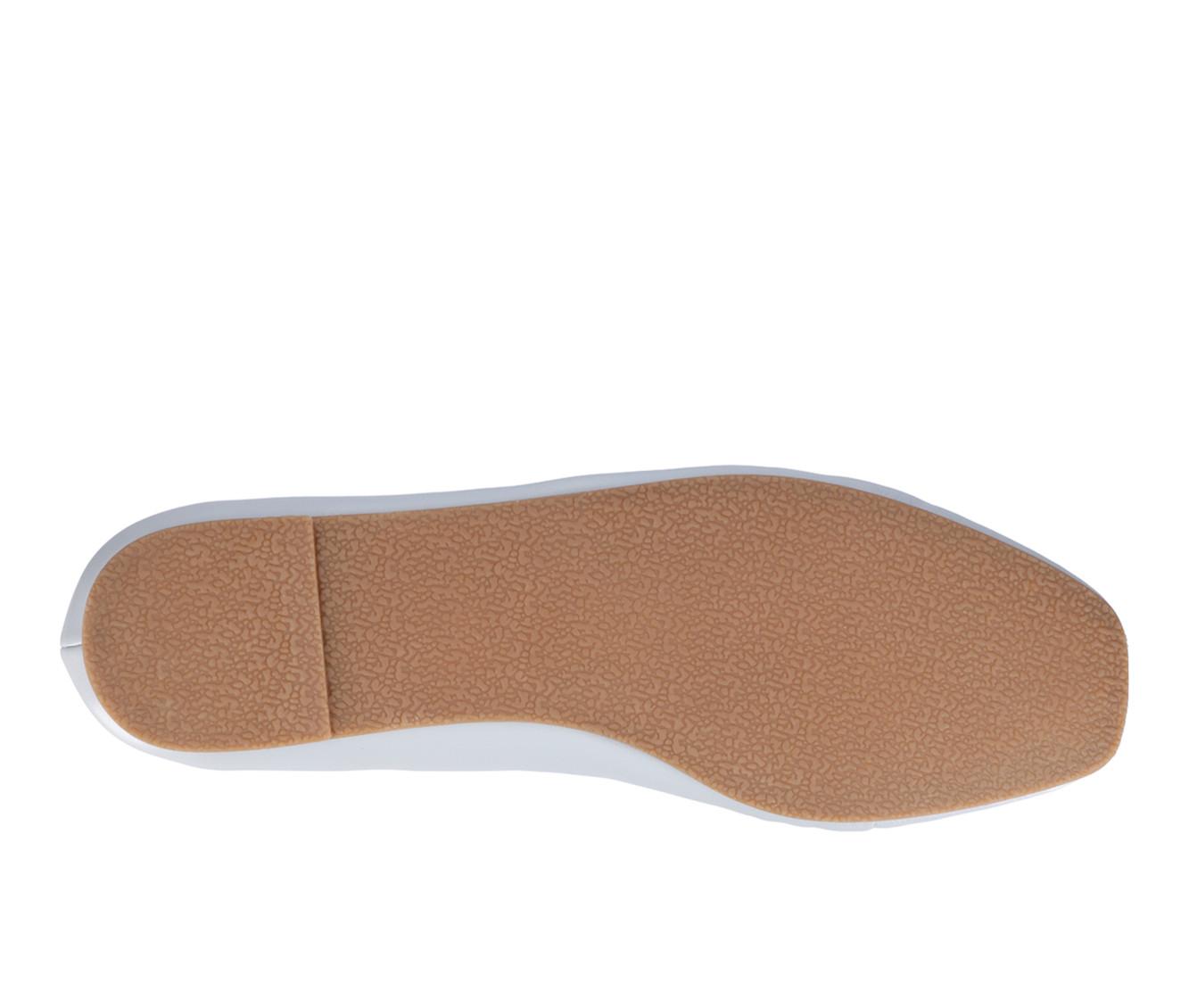 Women's Journee Collection Callee Flats