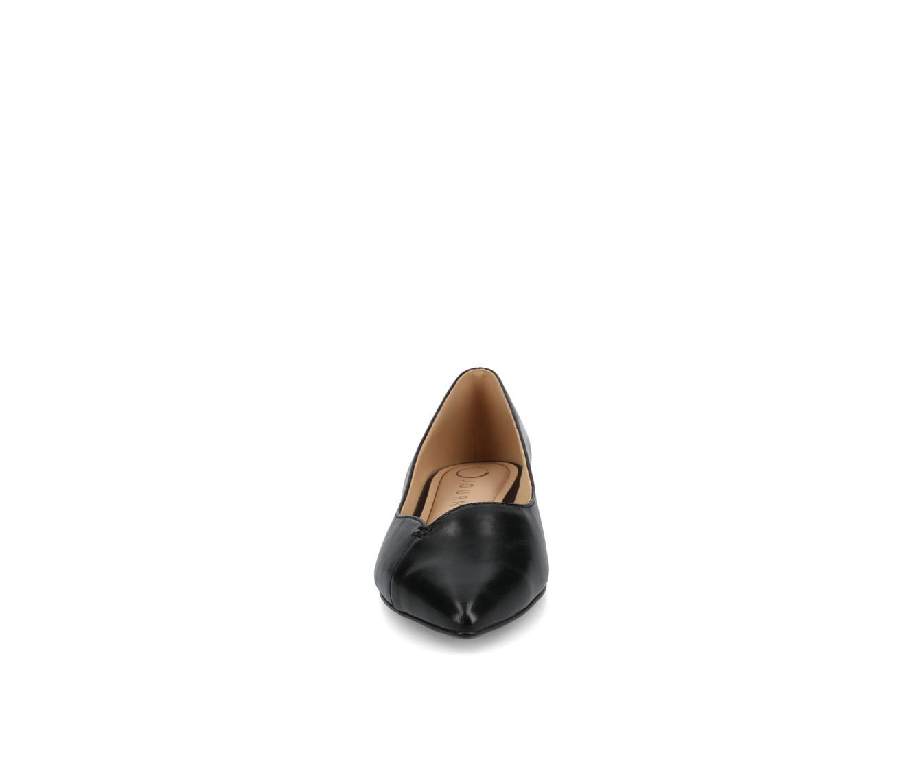 Women's Journee Collection Carmin Flats