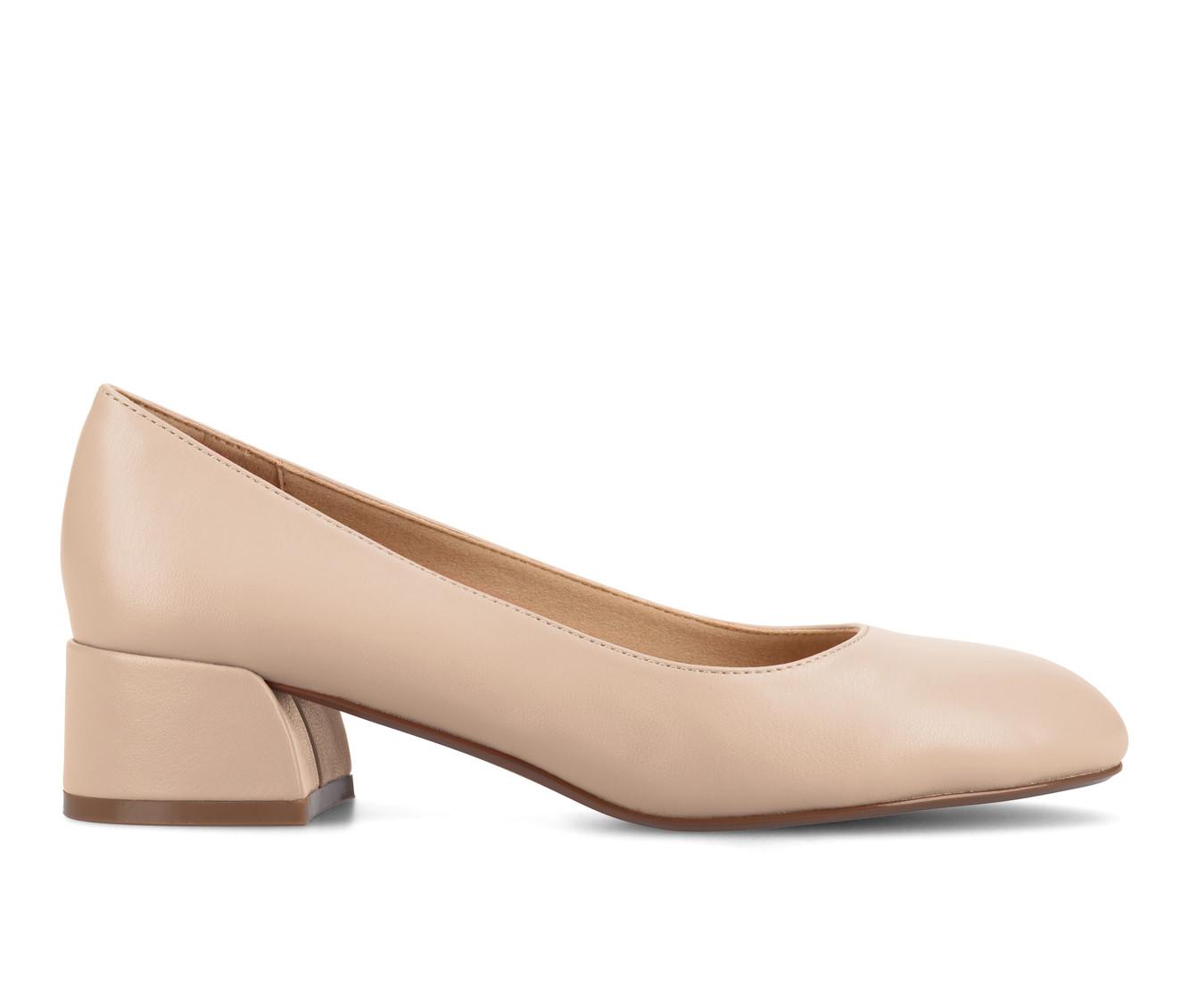 Women's Journee Collection SaarII Pumps