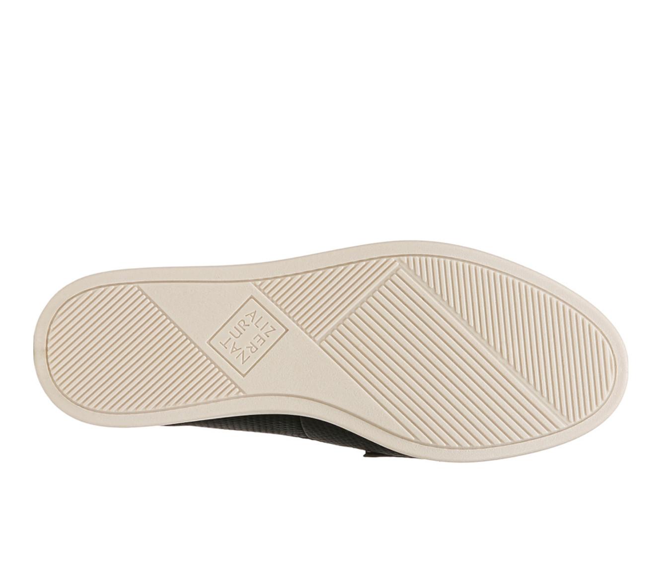 Women's Naturlizer Isla Loafers