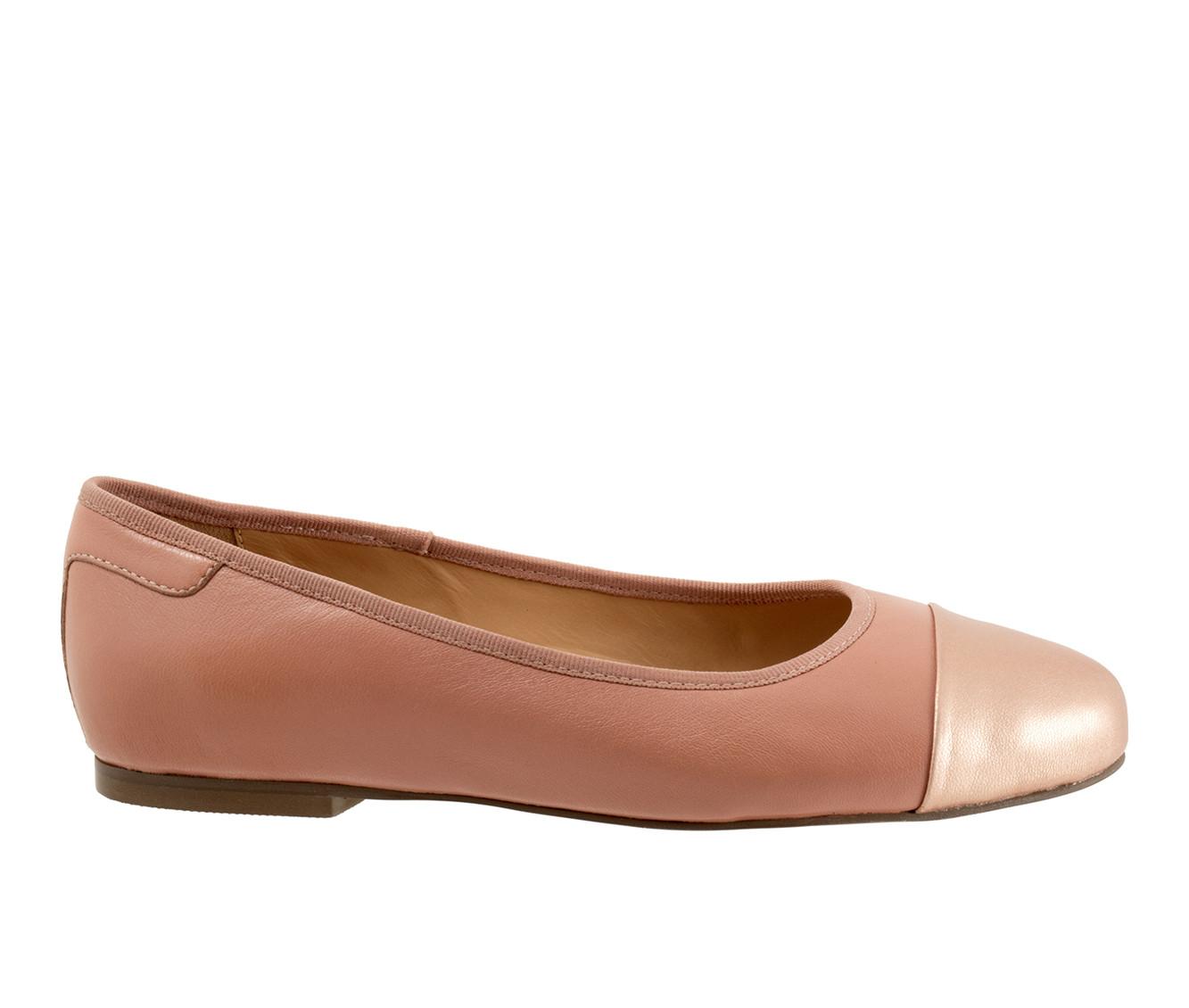 Women's Trotters Clara Flats