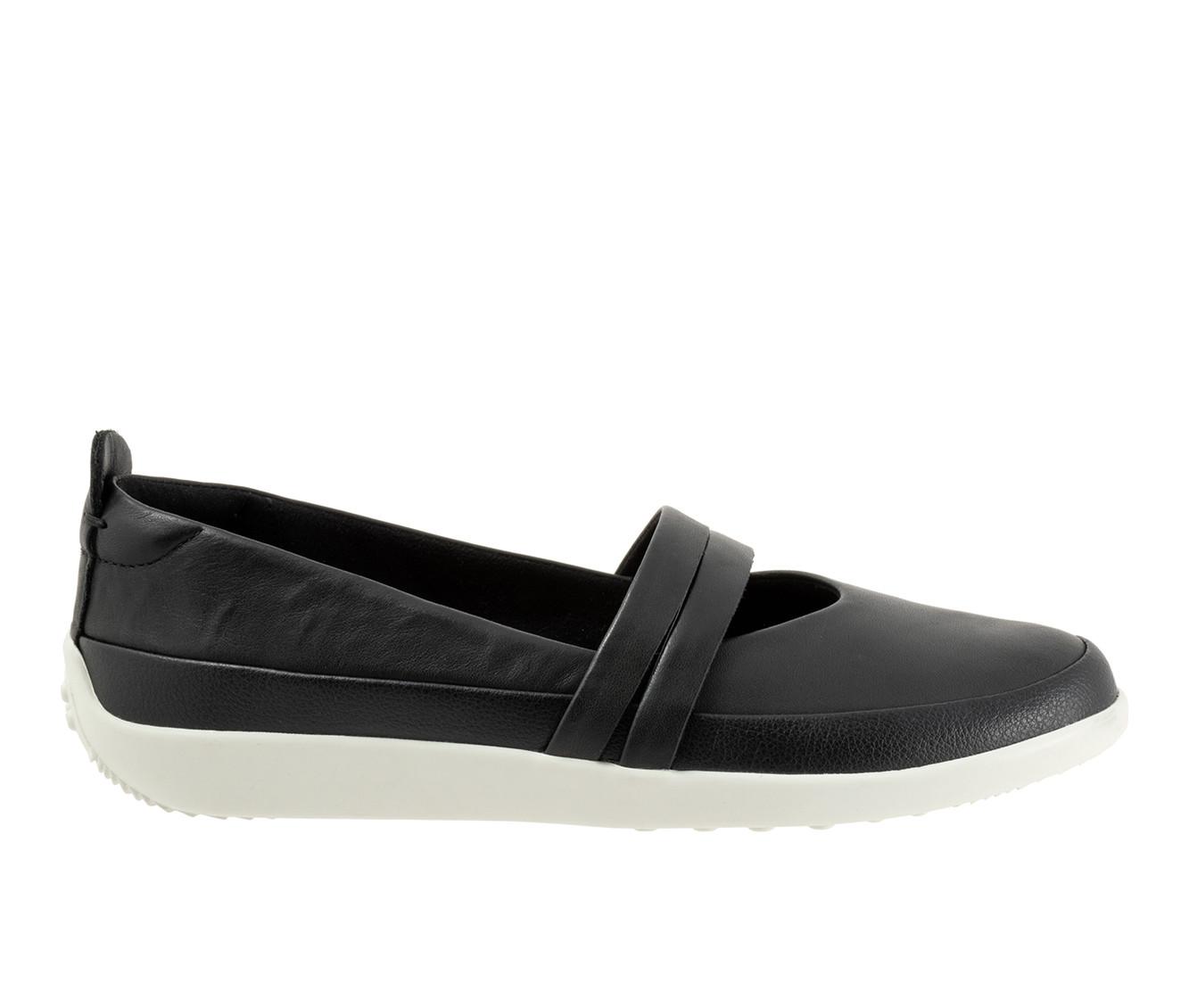 Women's Softwalk Devon Flats