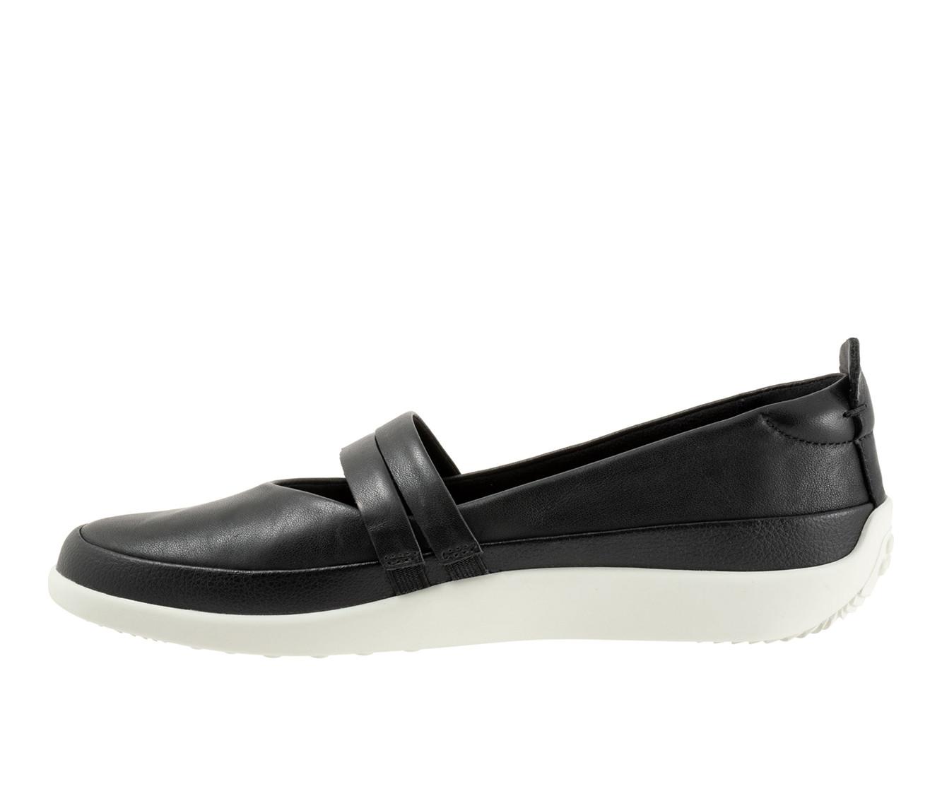 Women's Softwalk Devon Flats