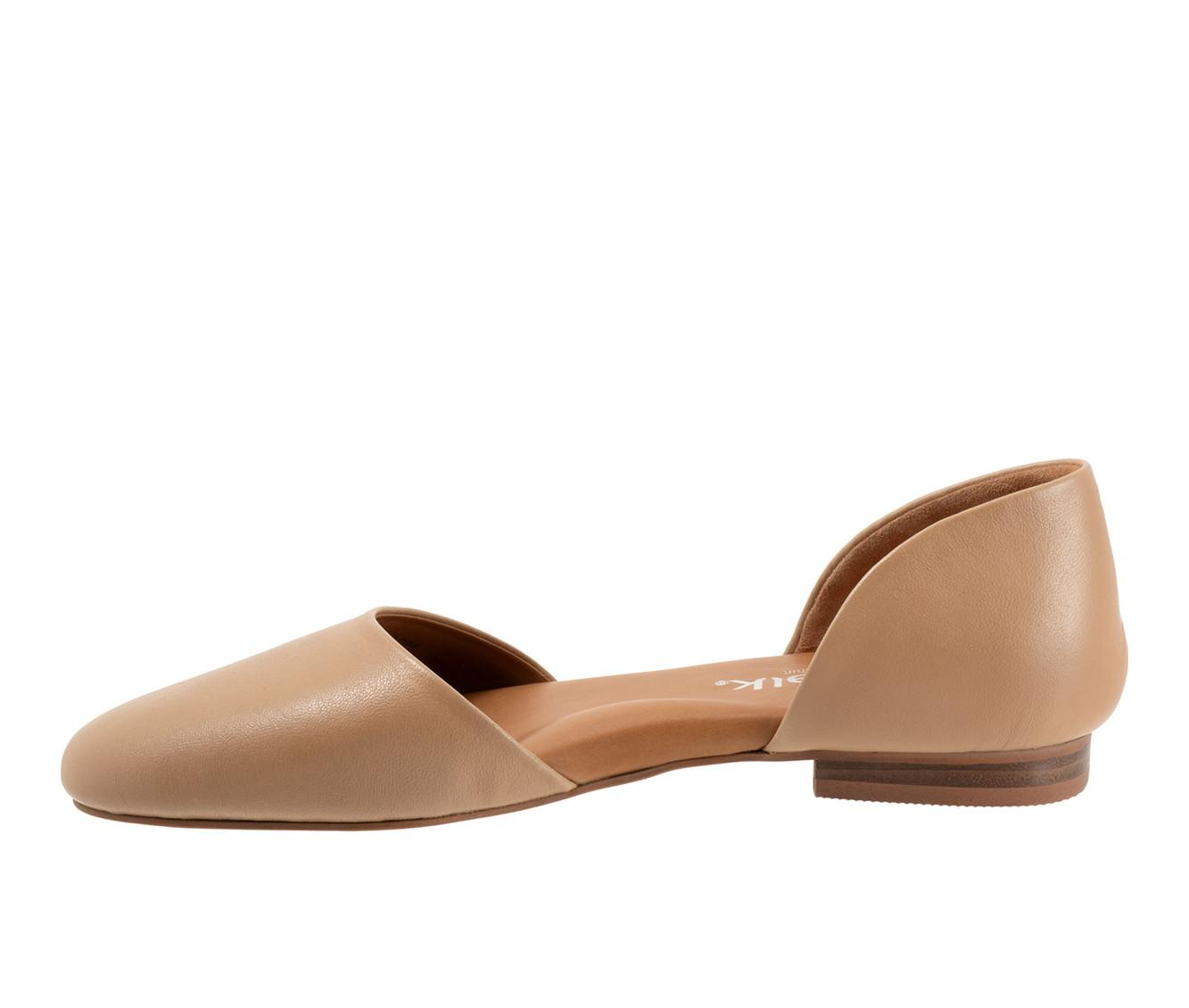 Women's Softwalk Kamari Flats
