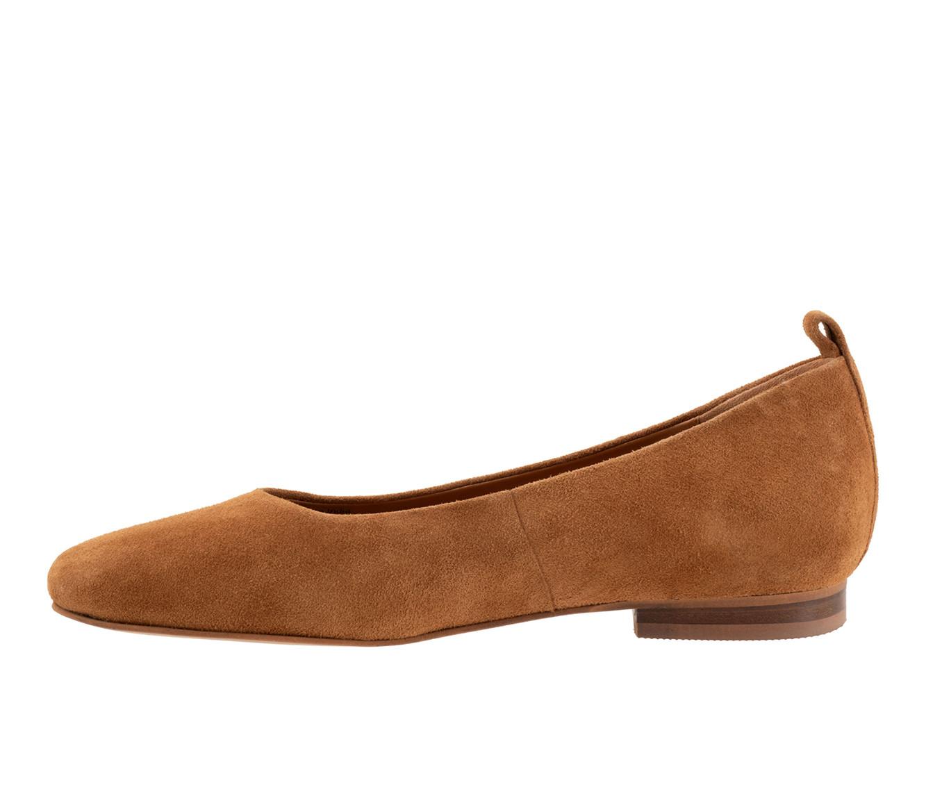 Women's Softwalk Kiris Flats