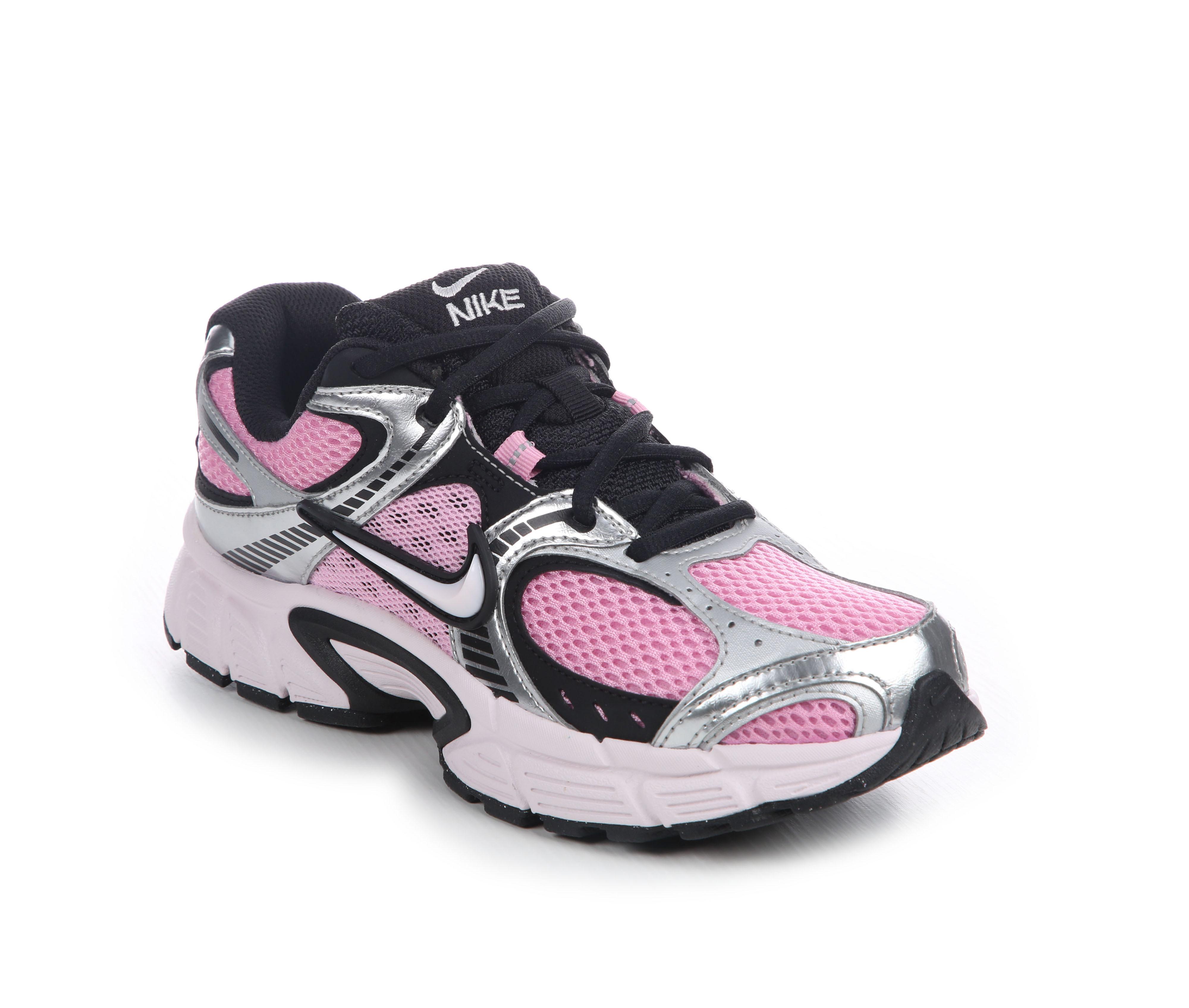 Women's Nike V5 RNR Sneakers