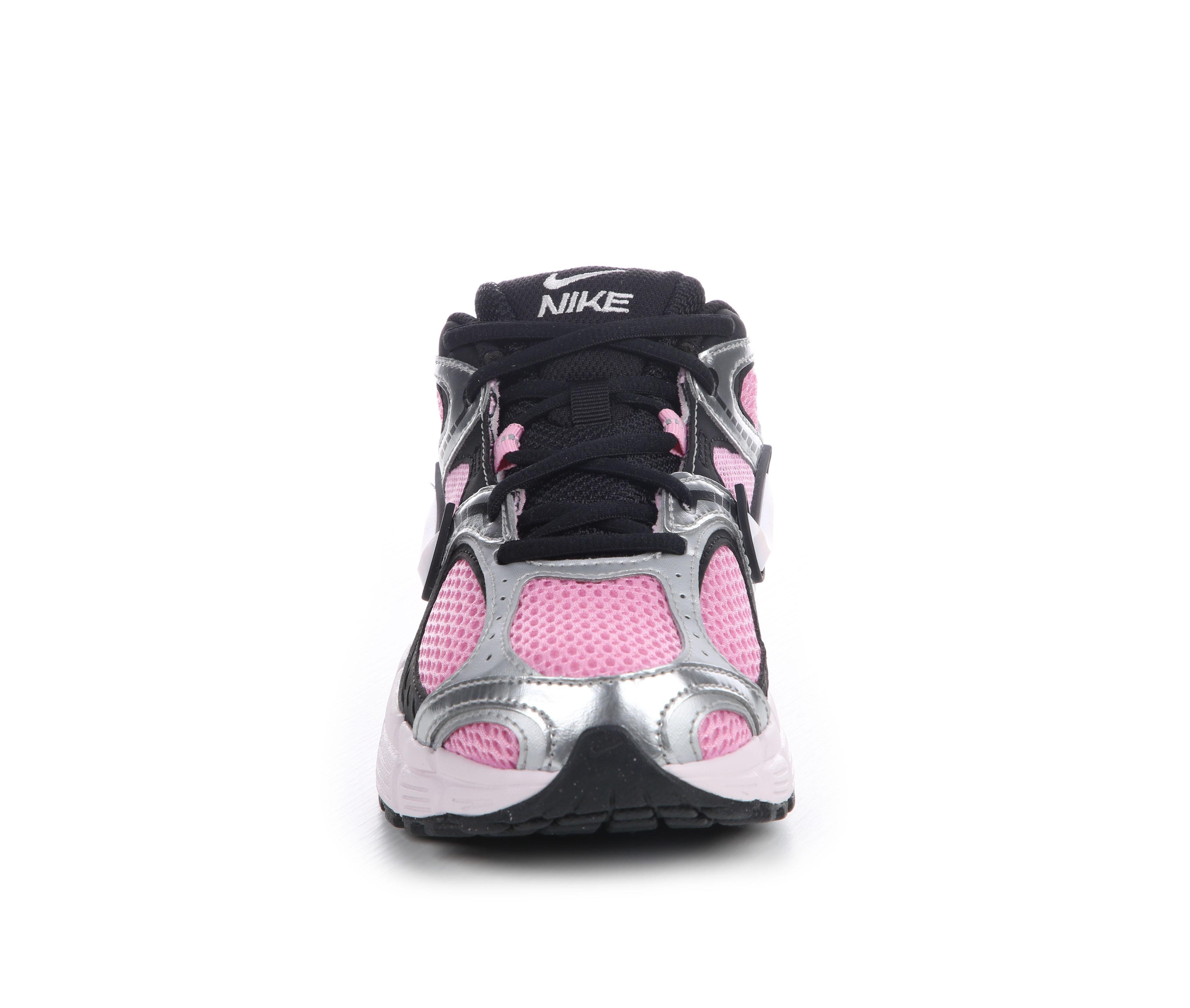 Women's Nike V5 RNR Sneakers