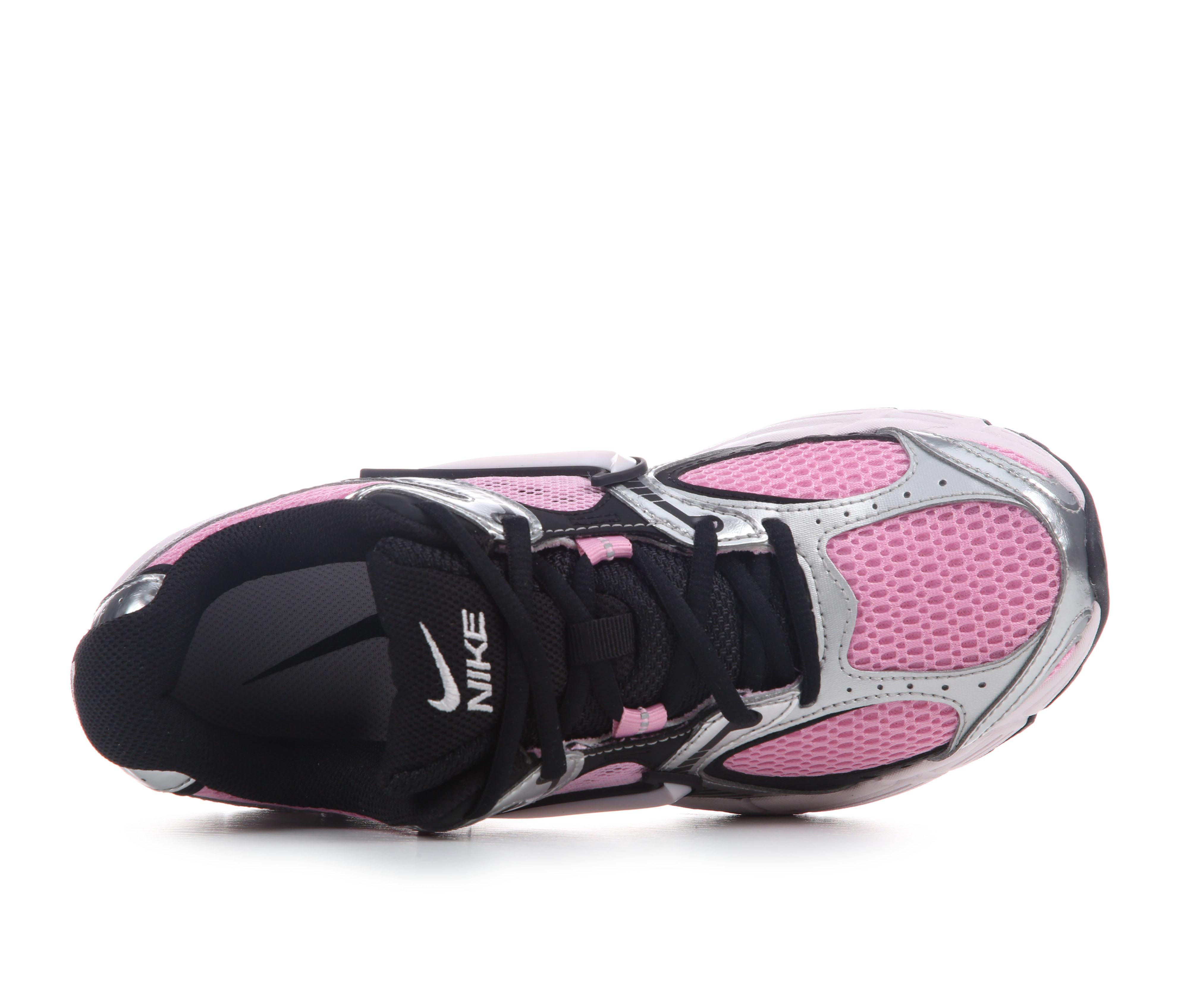 Women's Nike V5 RNR Sneakers