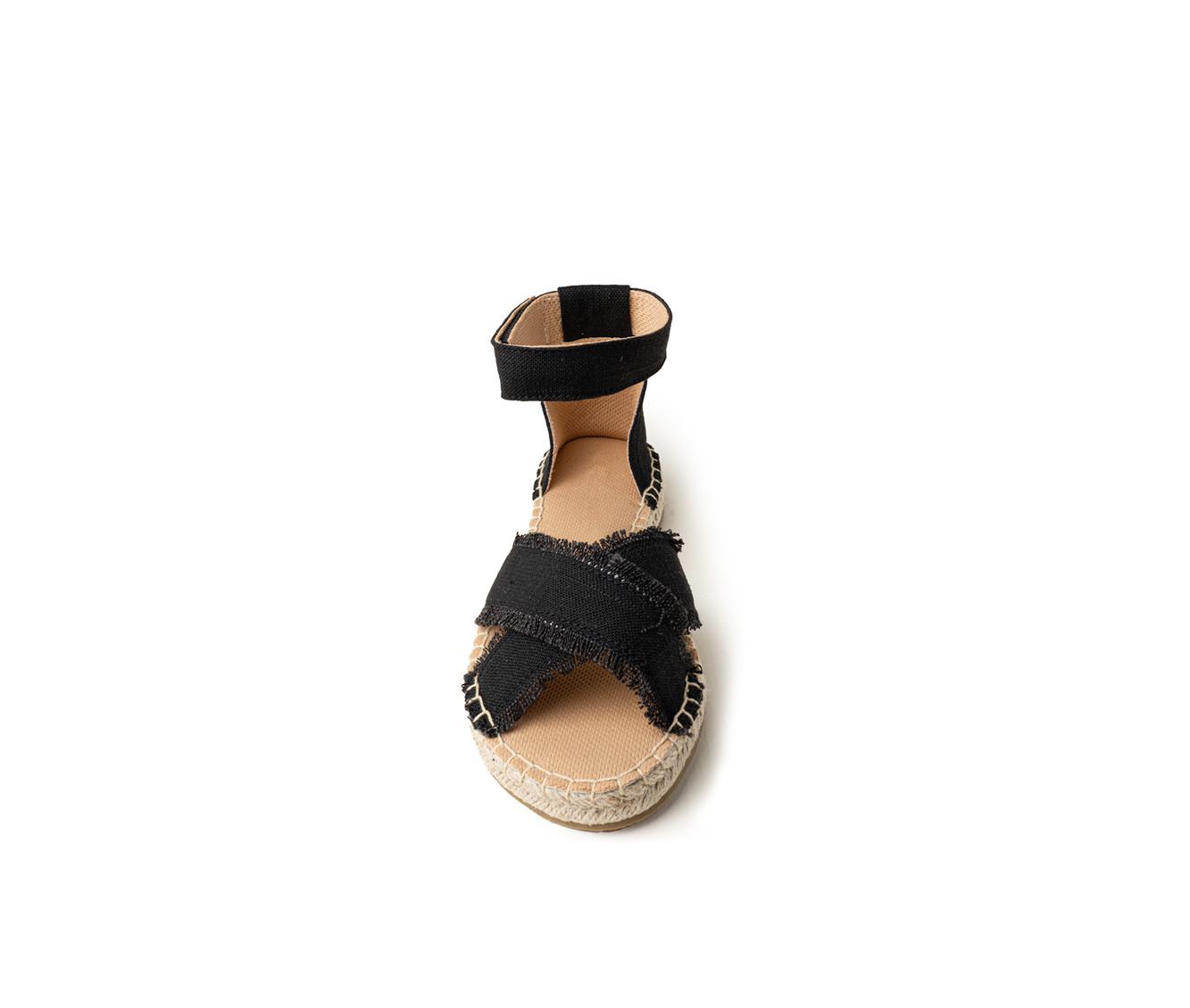 Women's Minnetonka Pemma Sandals