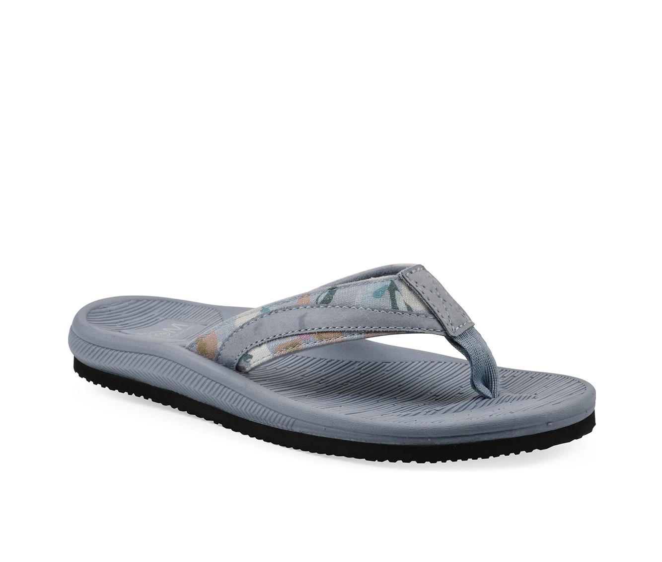 Women's White Mountain Bays Flip-Flops