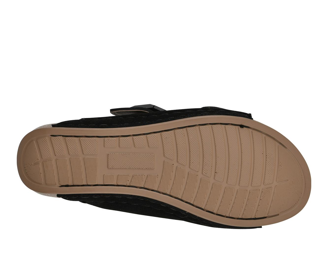 Women's White Mountain Fearful Footbed Sandals